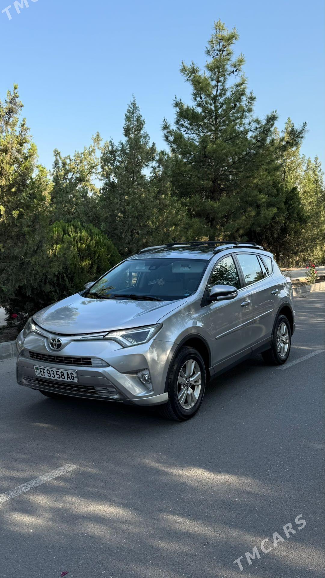Toyota RAV4 2017 - 305 000 TMT - Ашхабад - img 1