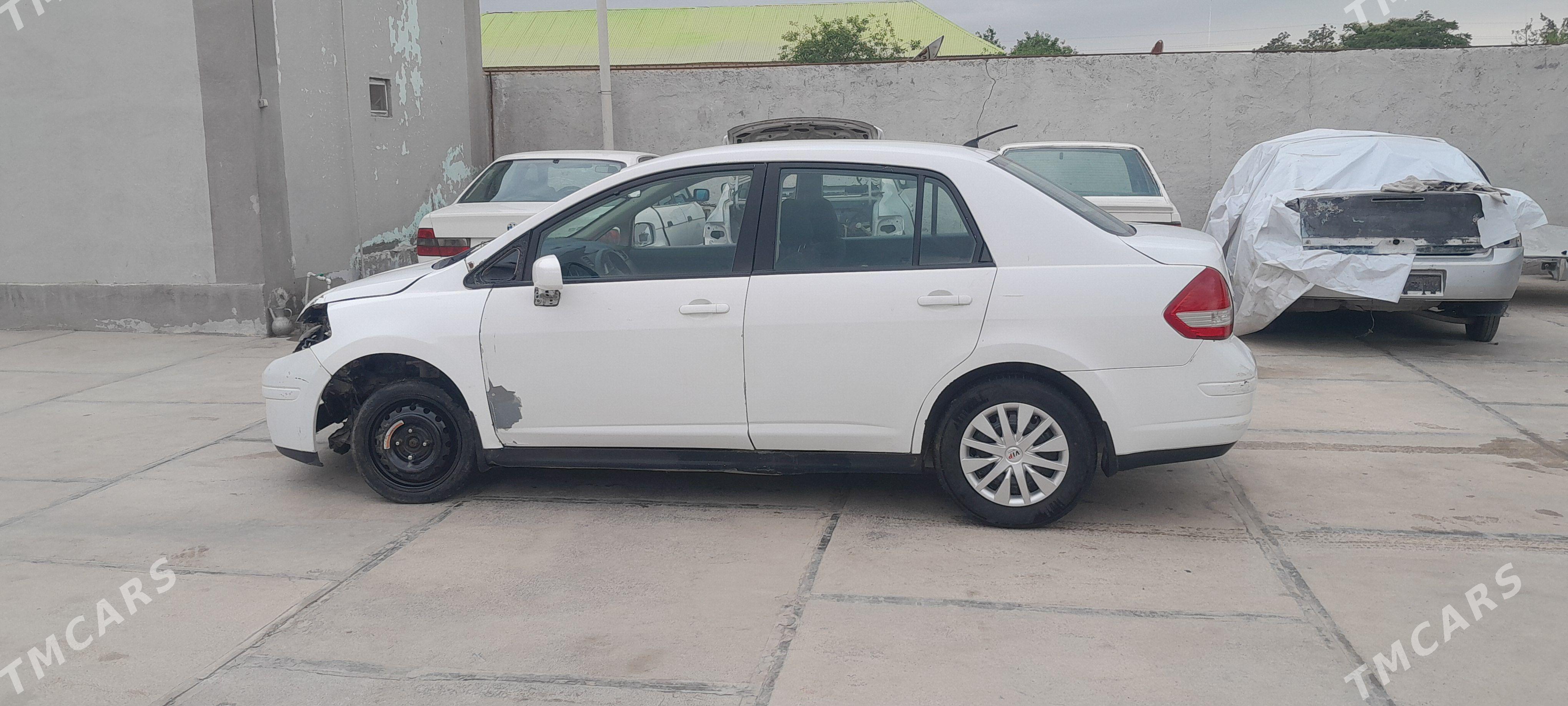 Nissan Versa 2009 - 93 000 TMT - Анев - img 1
