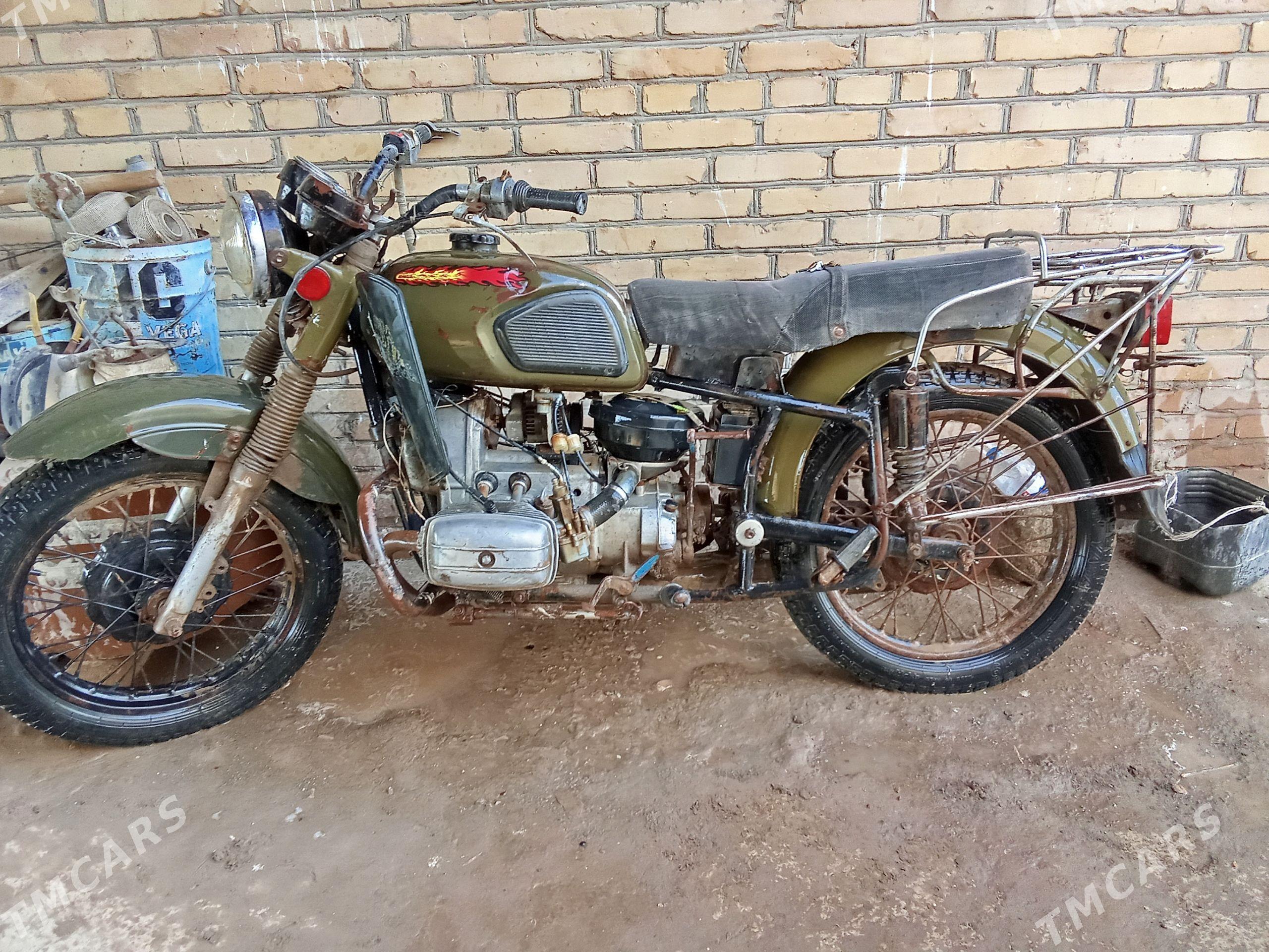 Ural 4320 2016 - 9 000 TMT - Halaç - img 1