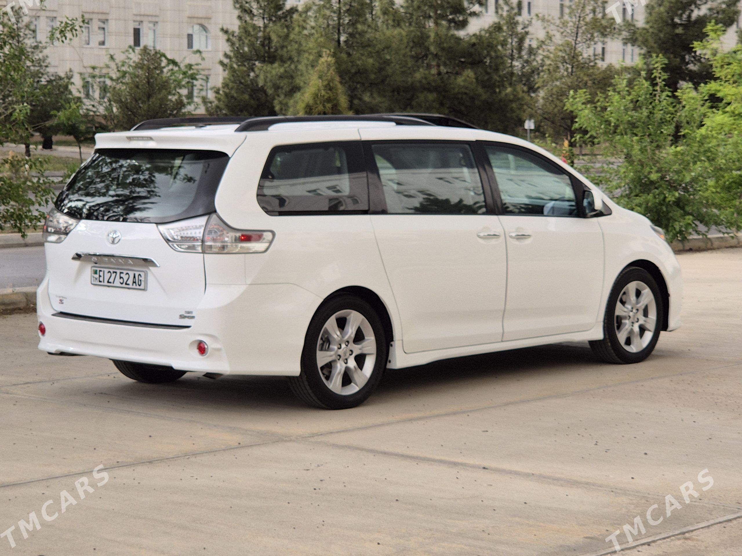Toyota Sienna 2015 - 415 000 TMT - Ашхабад - img 1