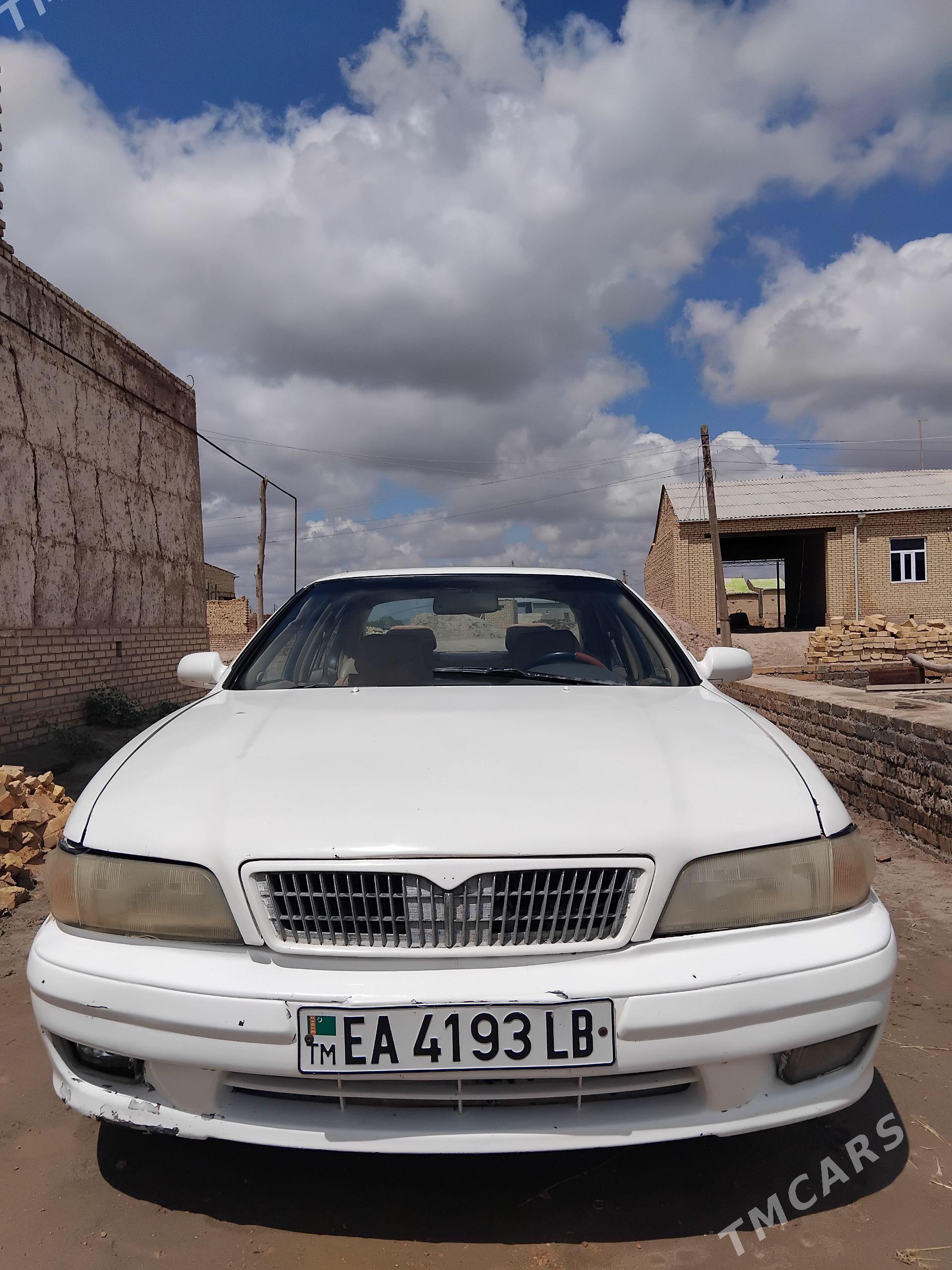 Infiniti I30 1996 - 50 000 TMT - Керки - img 1