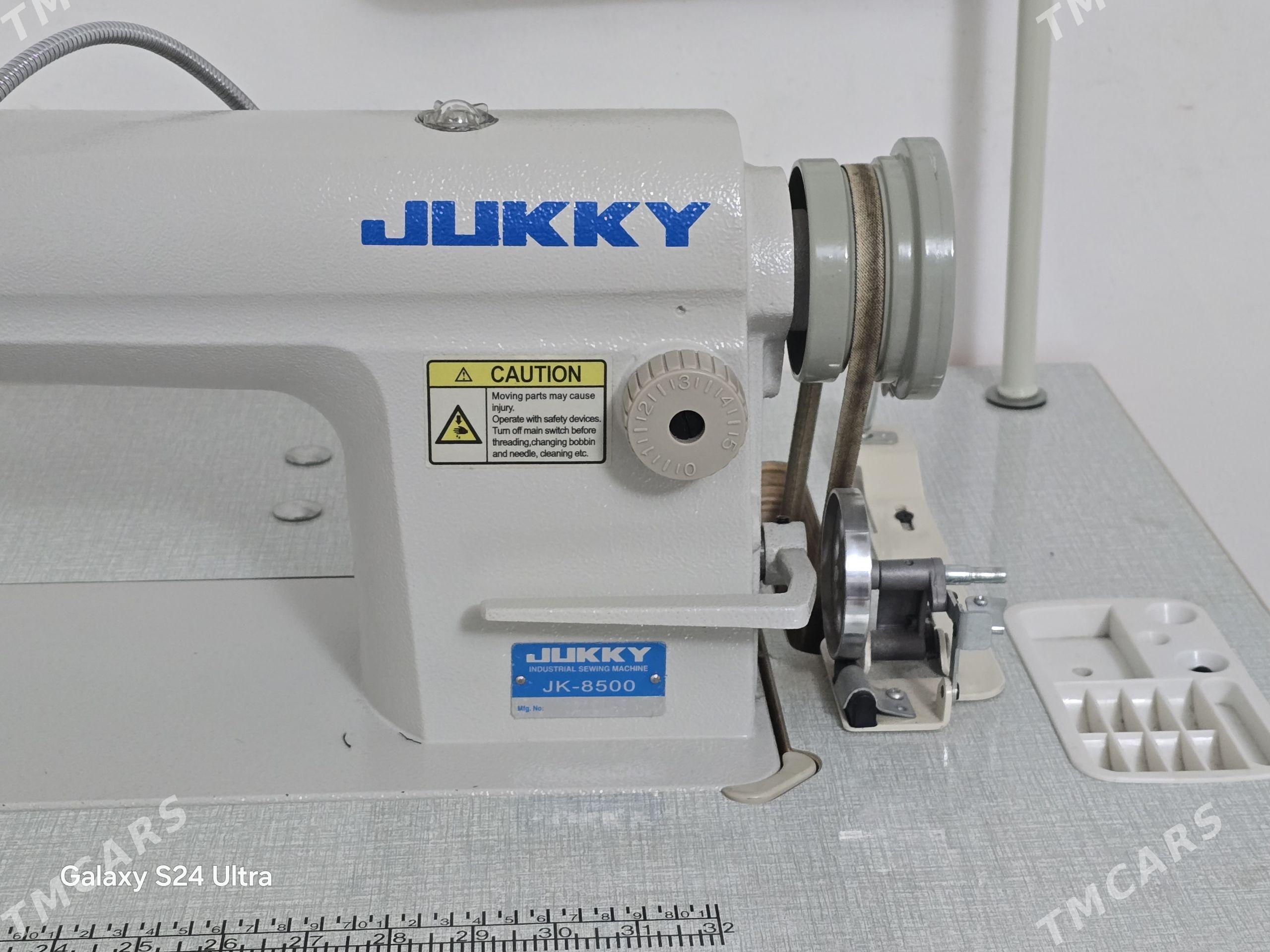 JUKKY tikin maşyn - Köşi - img 1