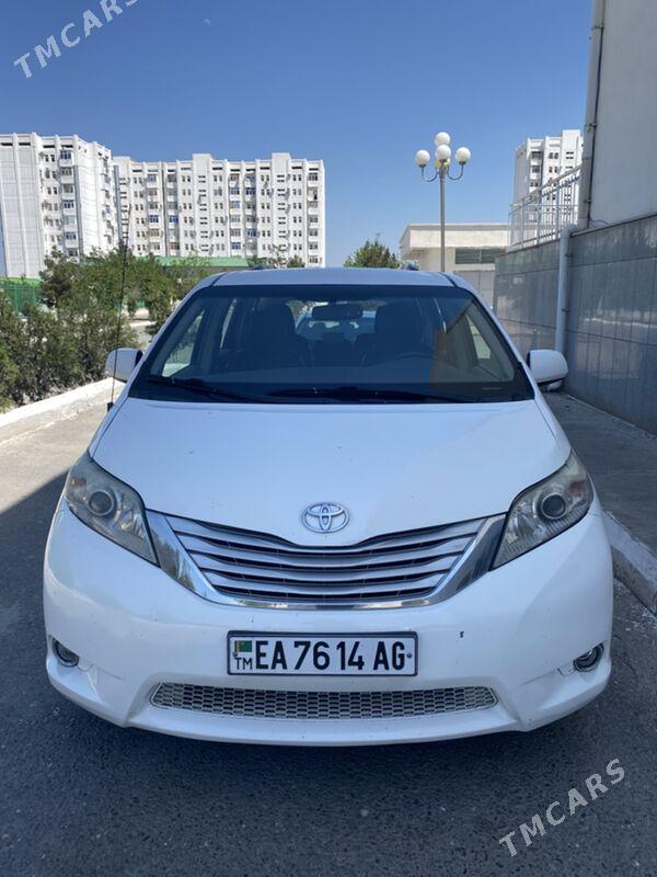 Toyota Sienna 2011 - 320 000 TMT - Aşgabat - img 1