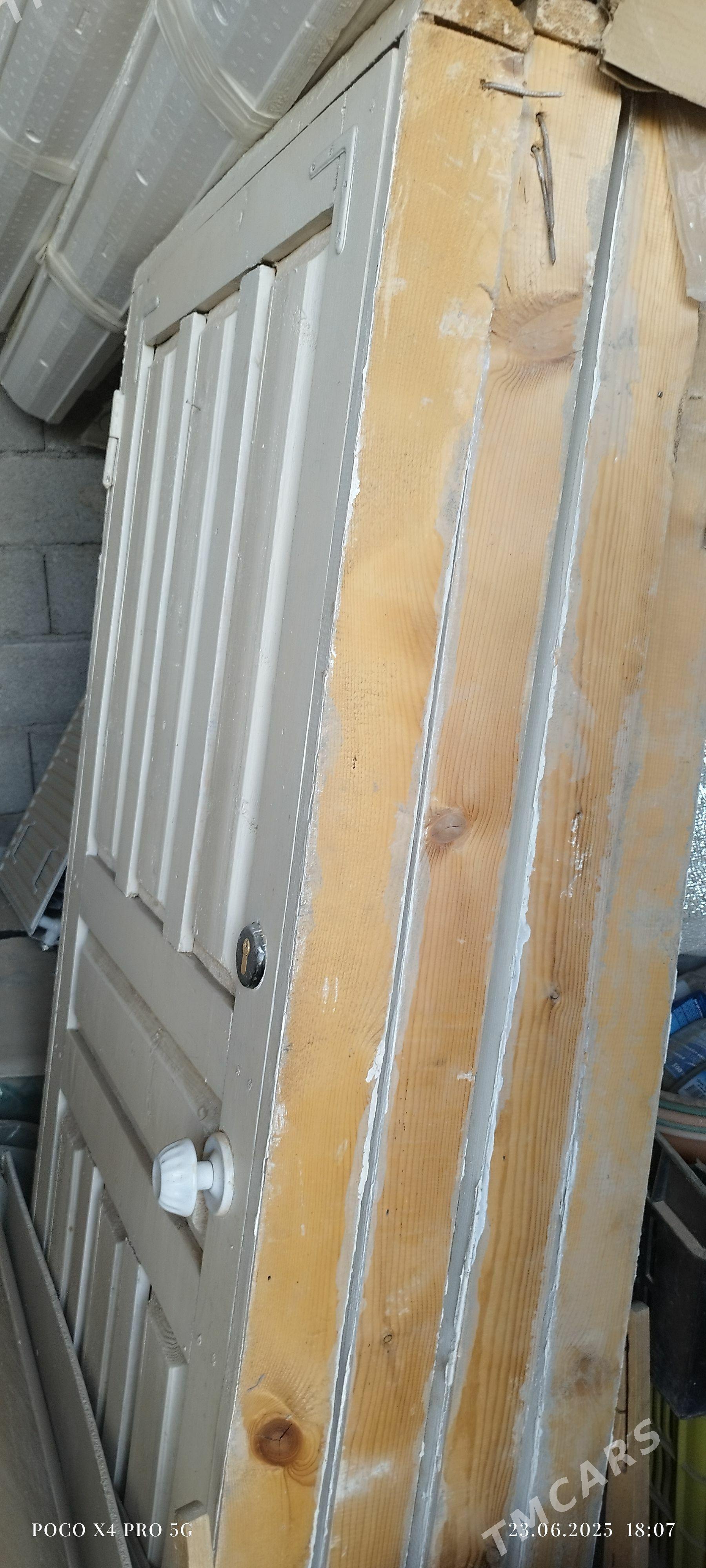 AK ARA GALYŇ ÖÝ GAPYLAR - Ашхабад - img 1