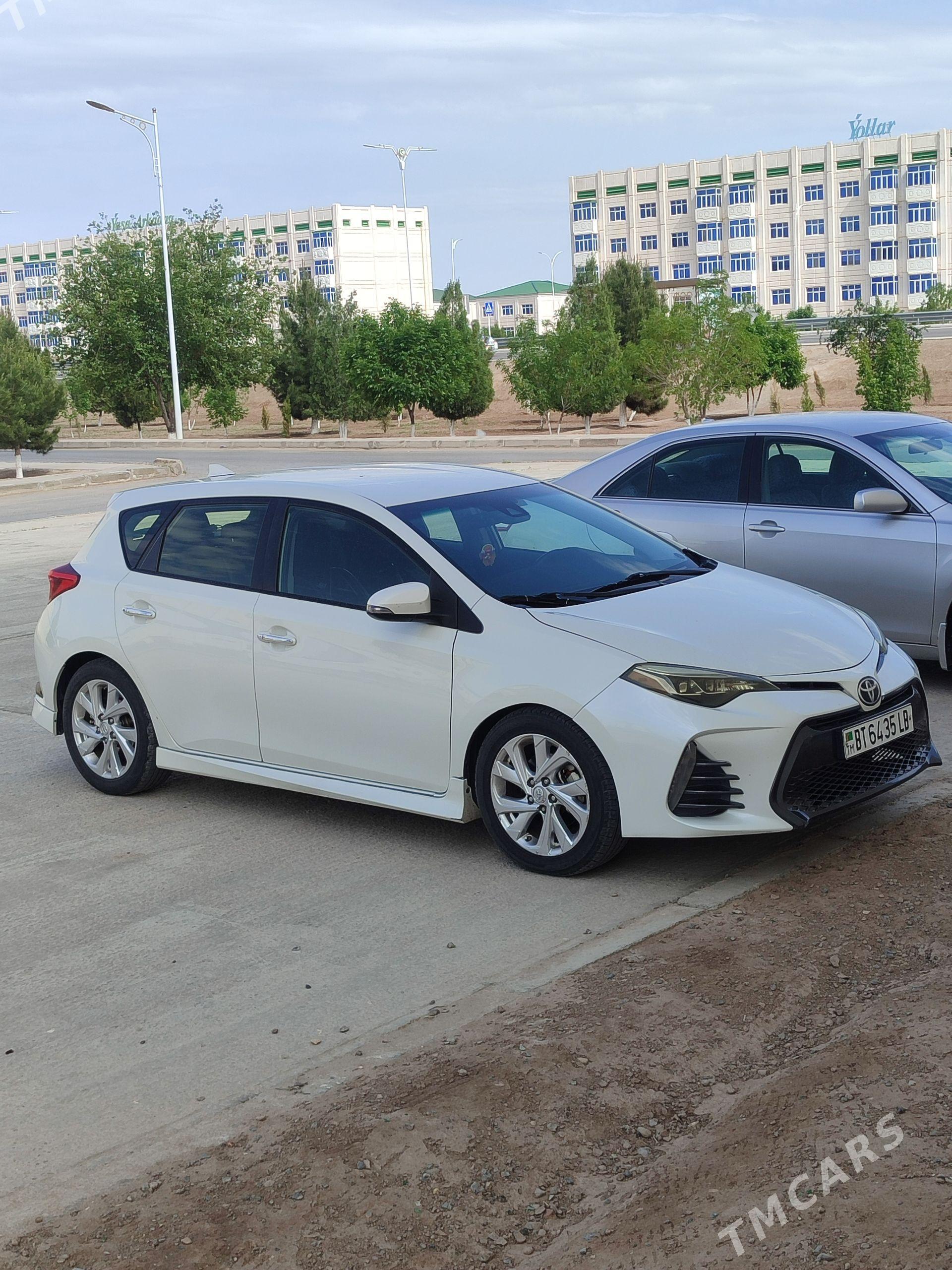 Toyota Corolla iM 2018 - 180 000 TMT - Туркменабат - img 1