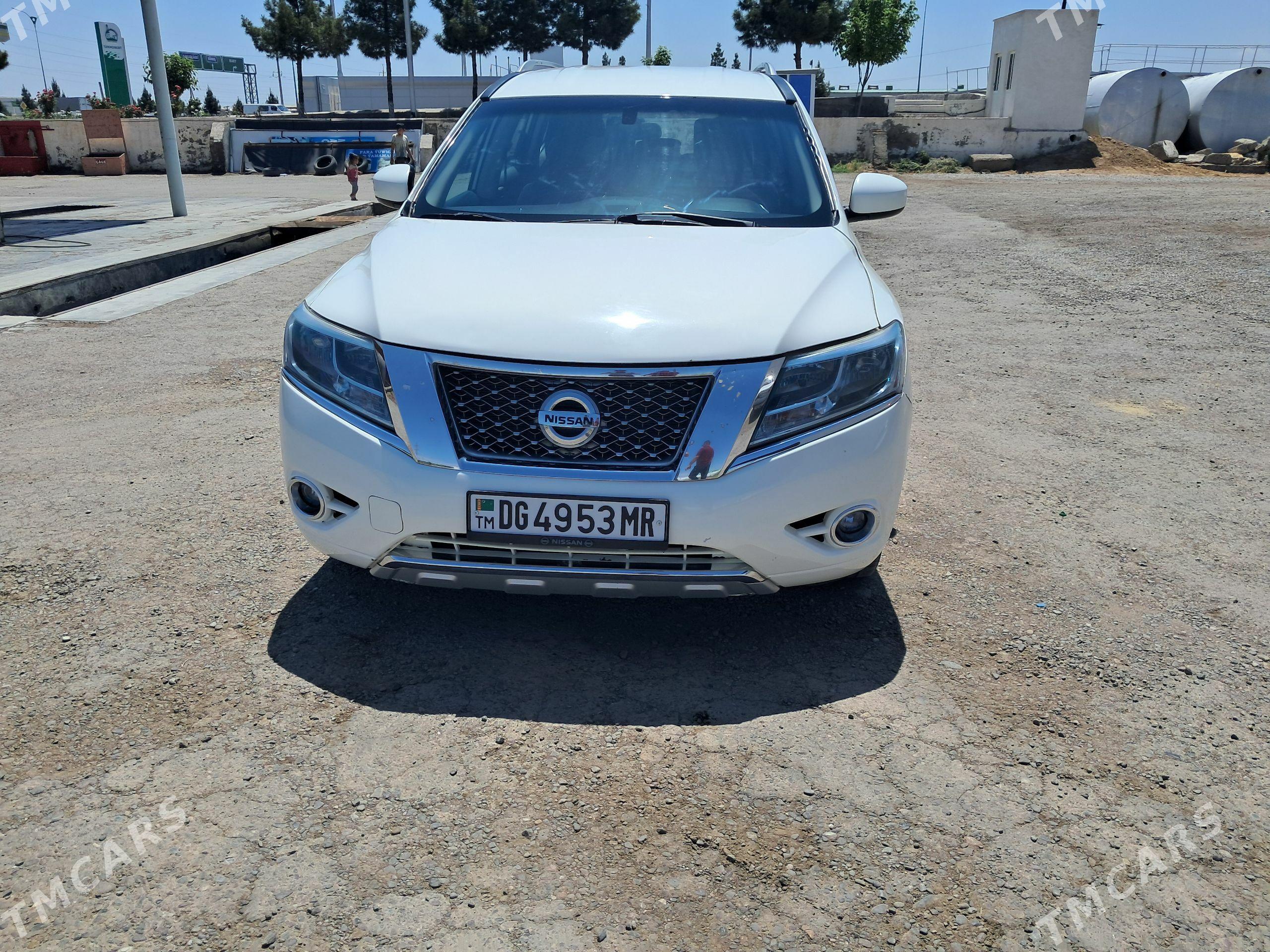 Nissan Pathfinder 2016 - 250 000 TMT - Мары - img 1