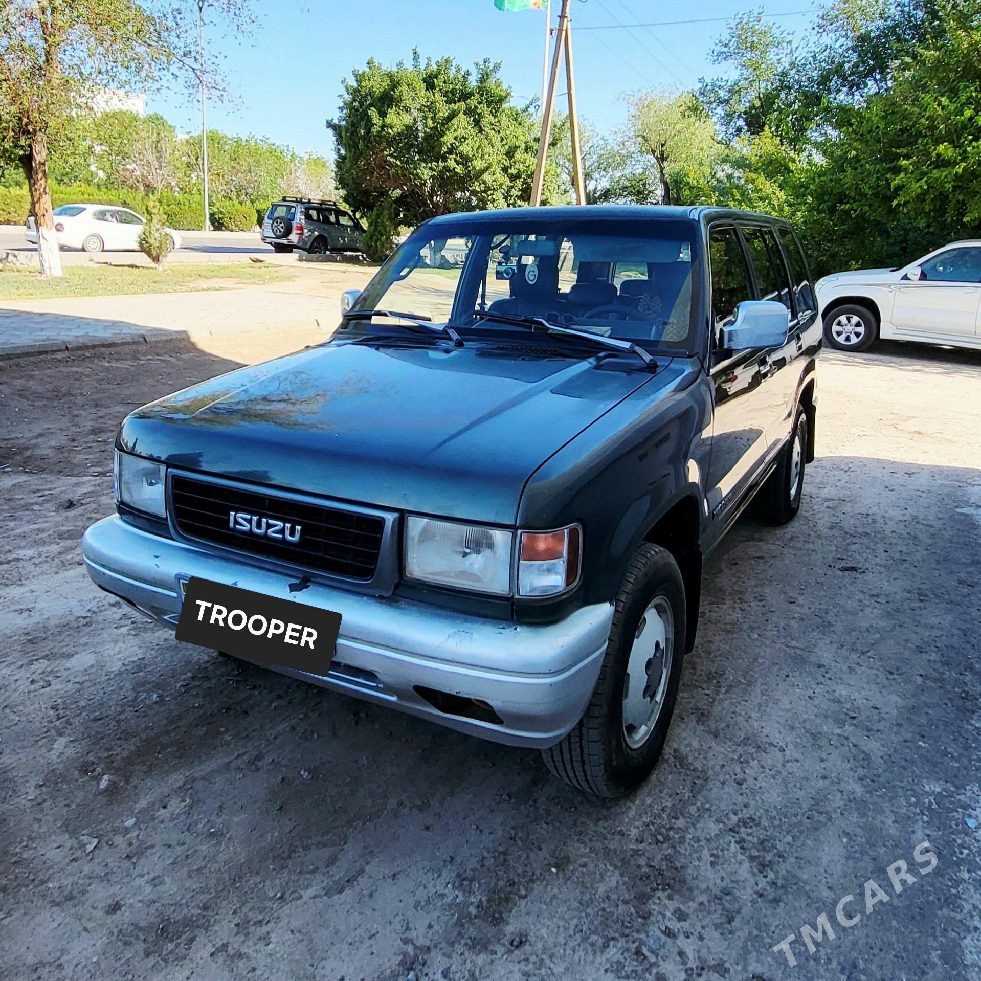 Isuzu Trooper 1995 - 80 000 TMT - Дашогуз - img 1