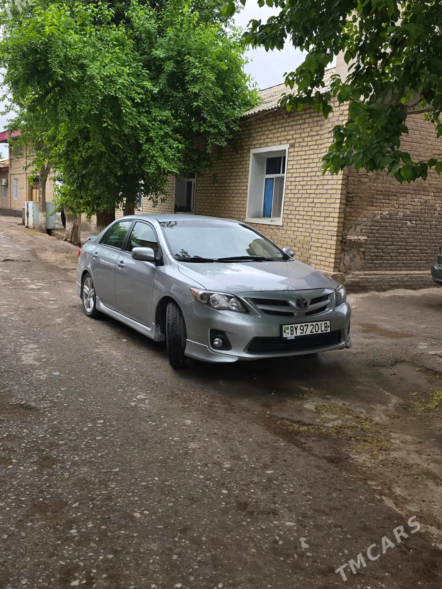 Toyota Corolla 2012 - 200 000 TMT - Керки - img 1