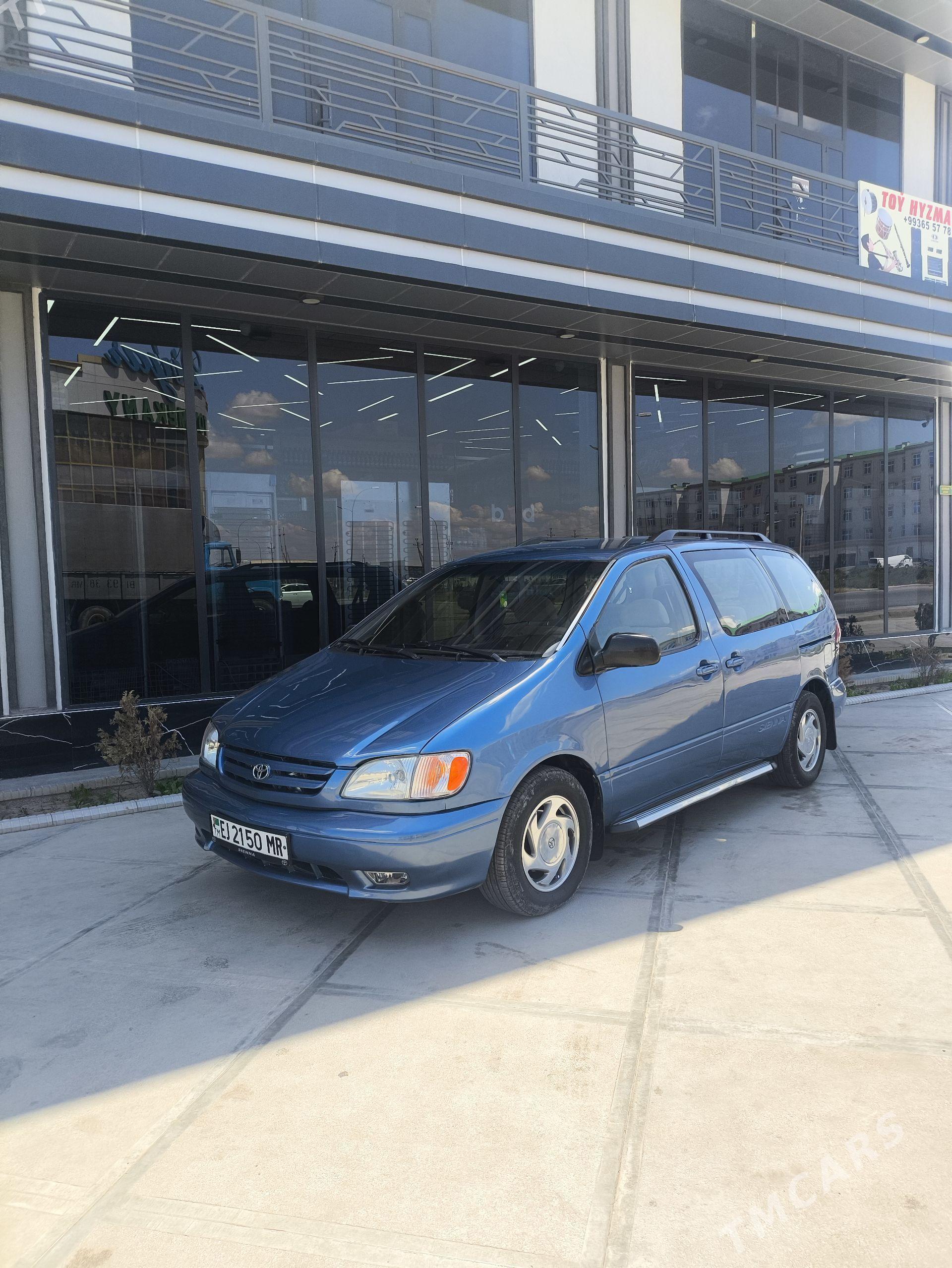 Toyota Sienna 2000 - 230 000 TMT - Mary - img 1