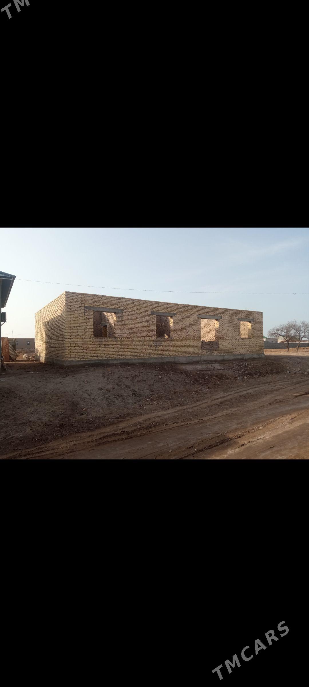 Satlyk jaý - Кёнеургенч - img 1