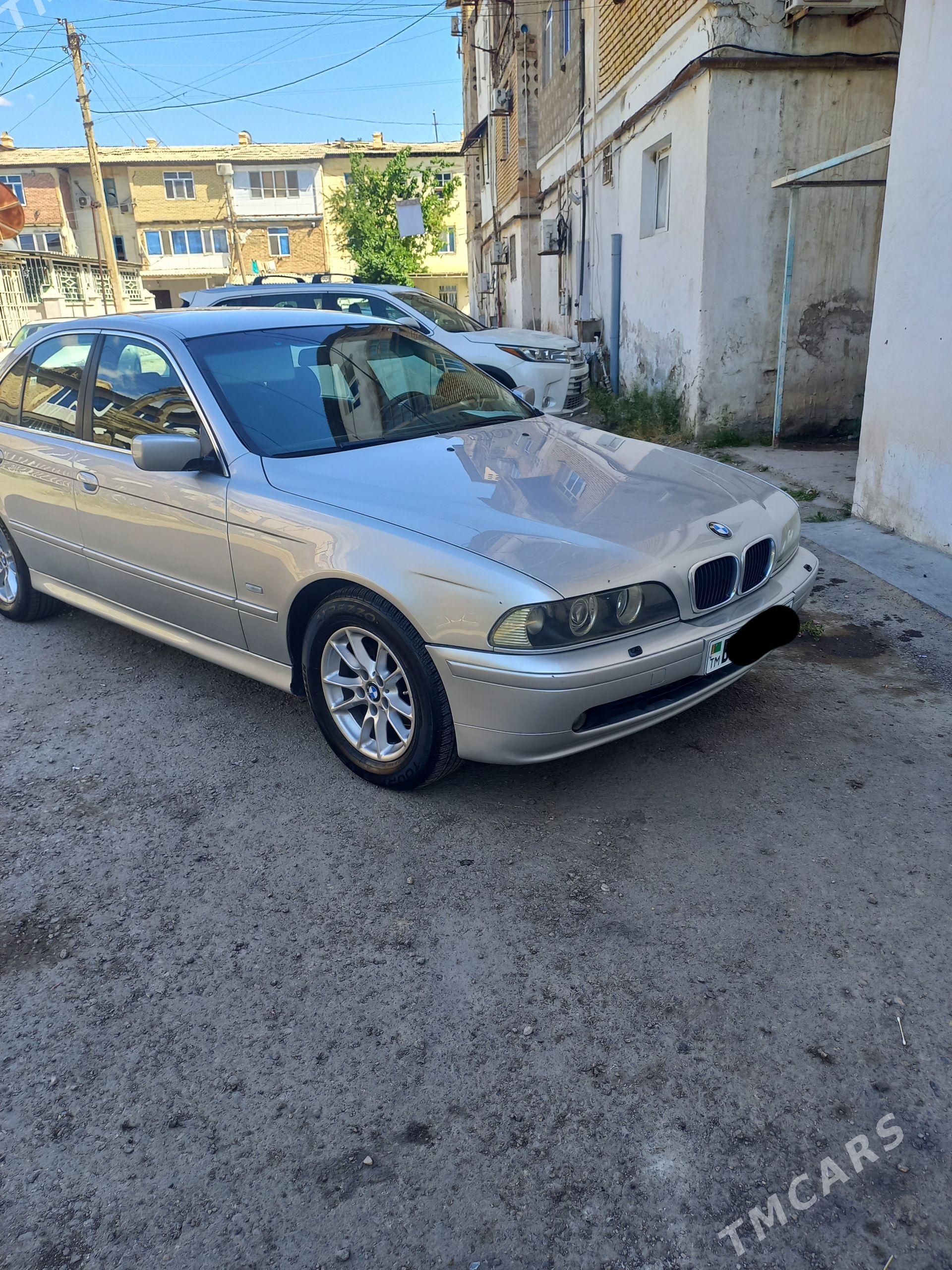 BMW 528 2002 - 130 000 TMT - Balkanabat - img 1