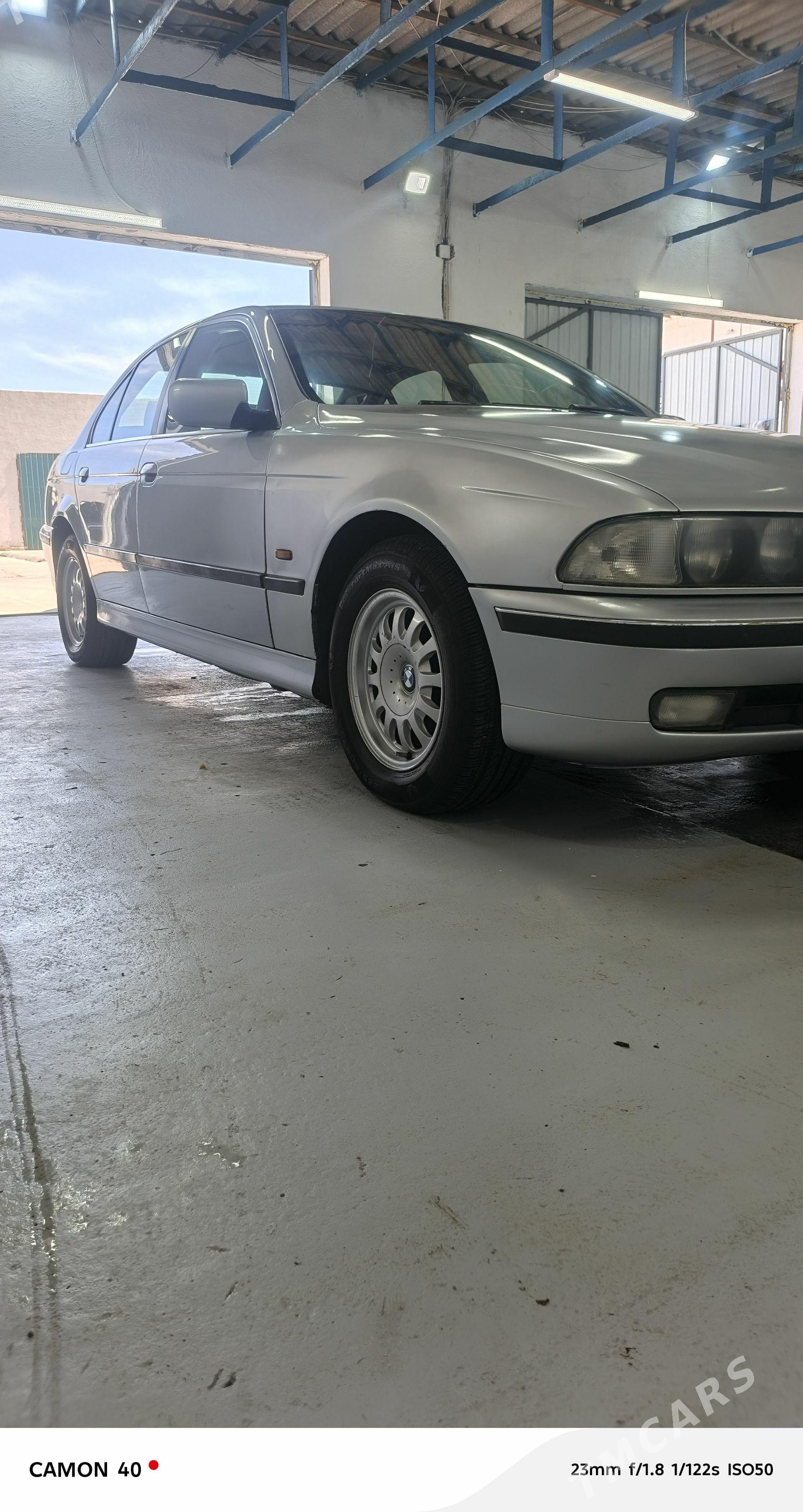 BMW 525 1996 - 95 000 TMT - Balkanabat - img 1