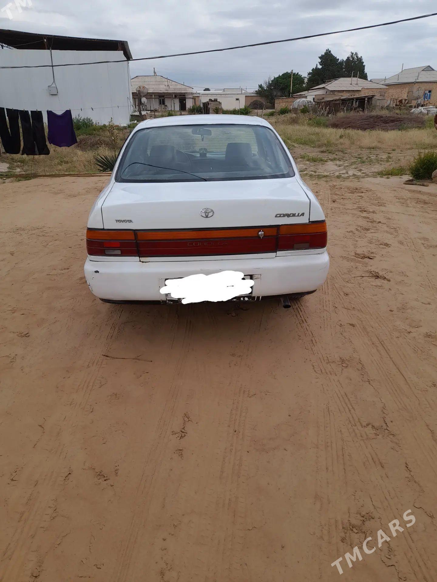 Toyota Corolla 1993 - 35 000 TMT - Tagtabazar - img 1
