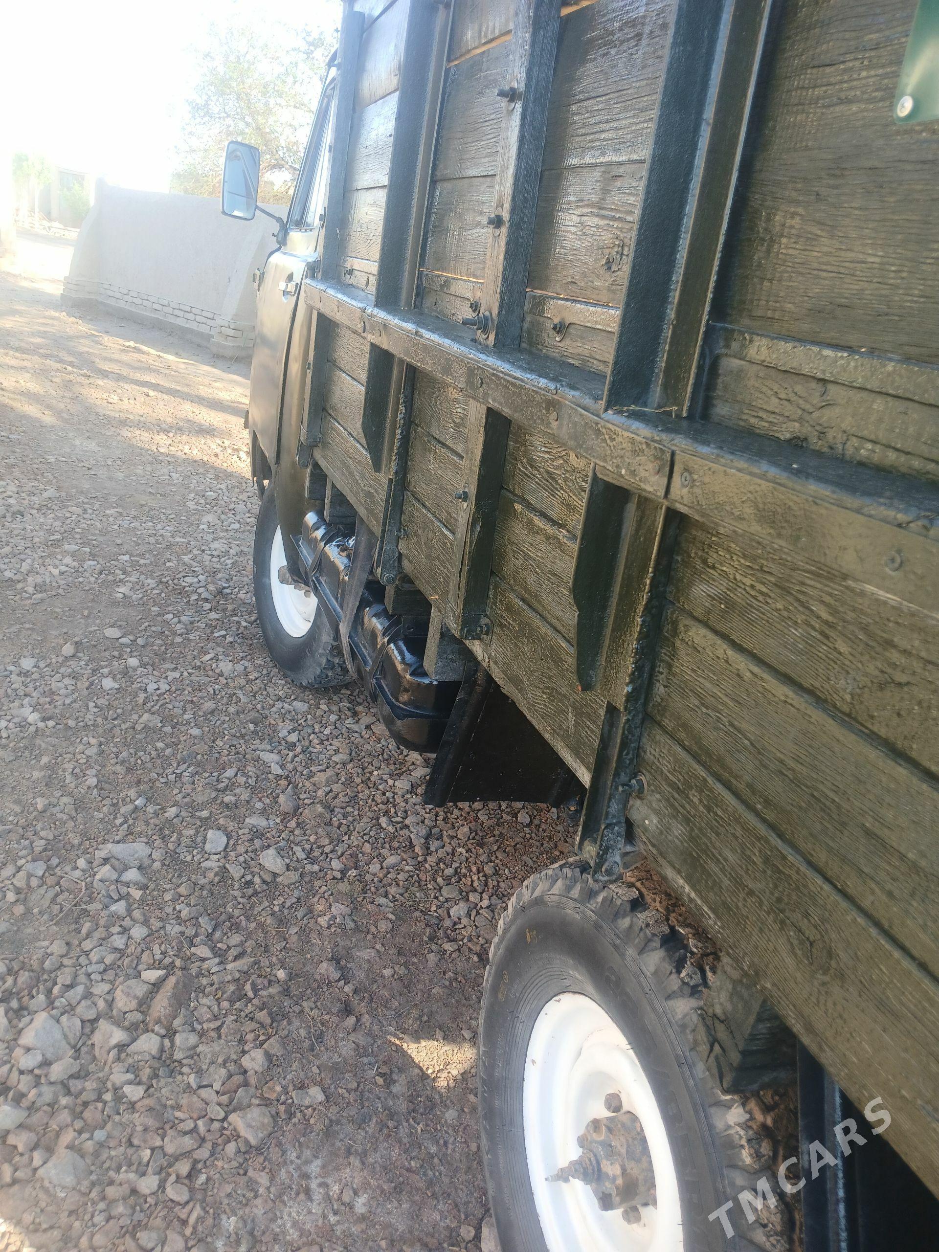 UAZ Profi 1981 - 50 000 TMT - Акдепе - img 1