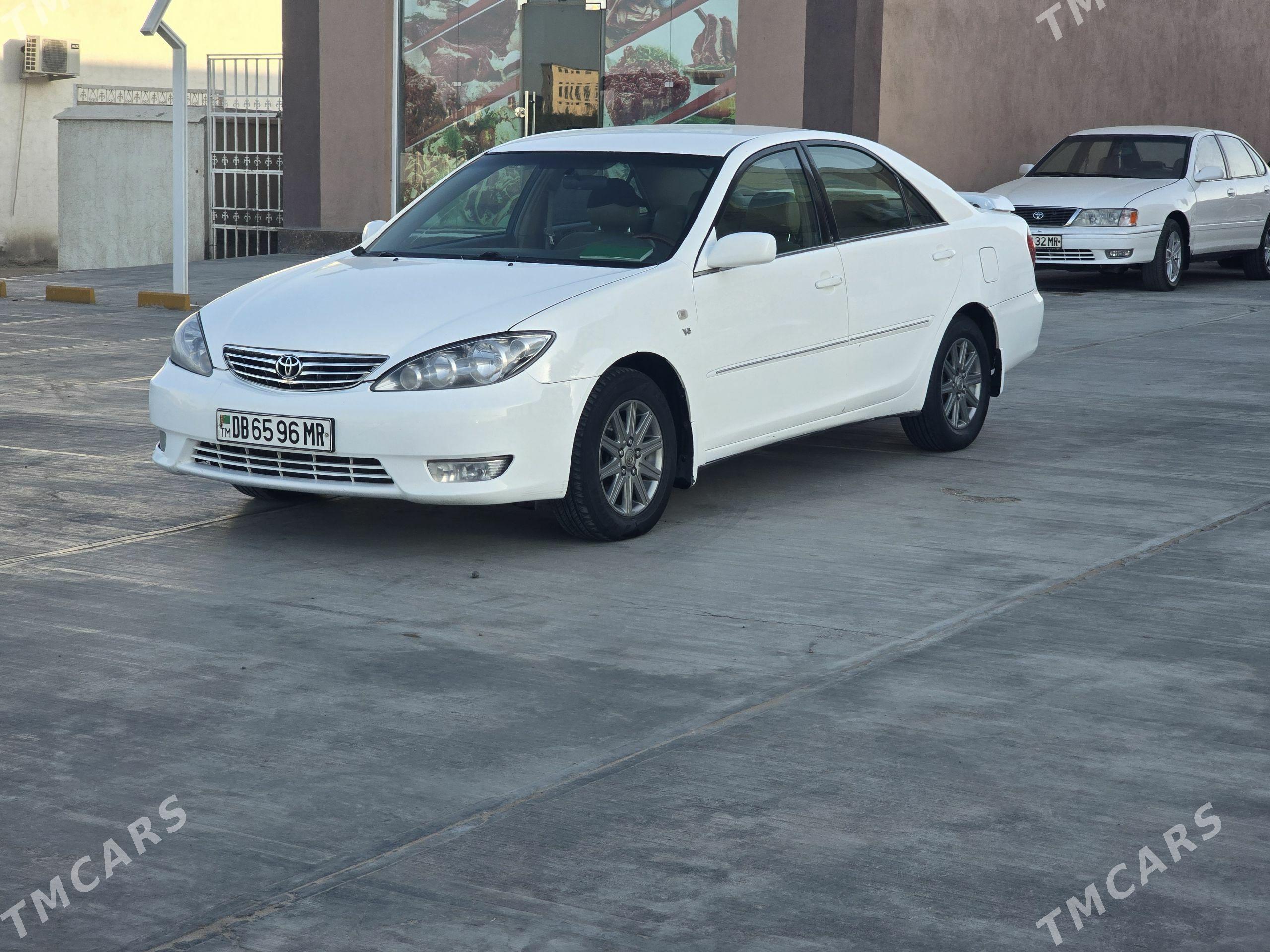 Toyota Camry 2003 - 210 000 TMT - Мары - img 1