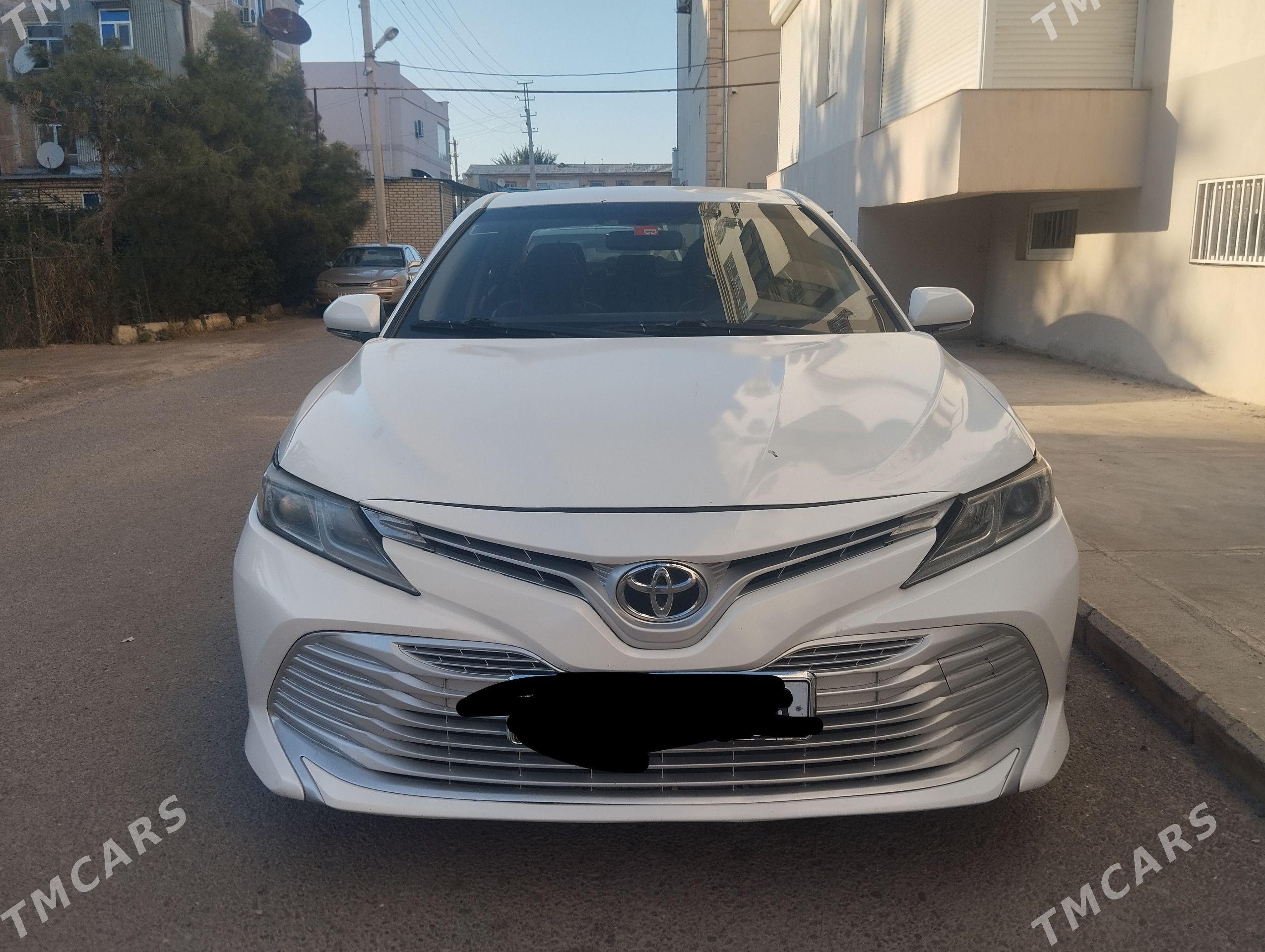 Toyota Camry 2019 - 305 000 TMT - Мары - img 1