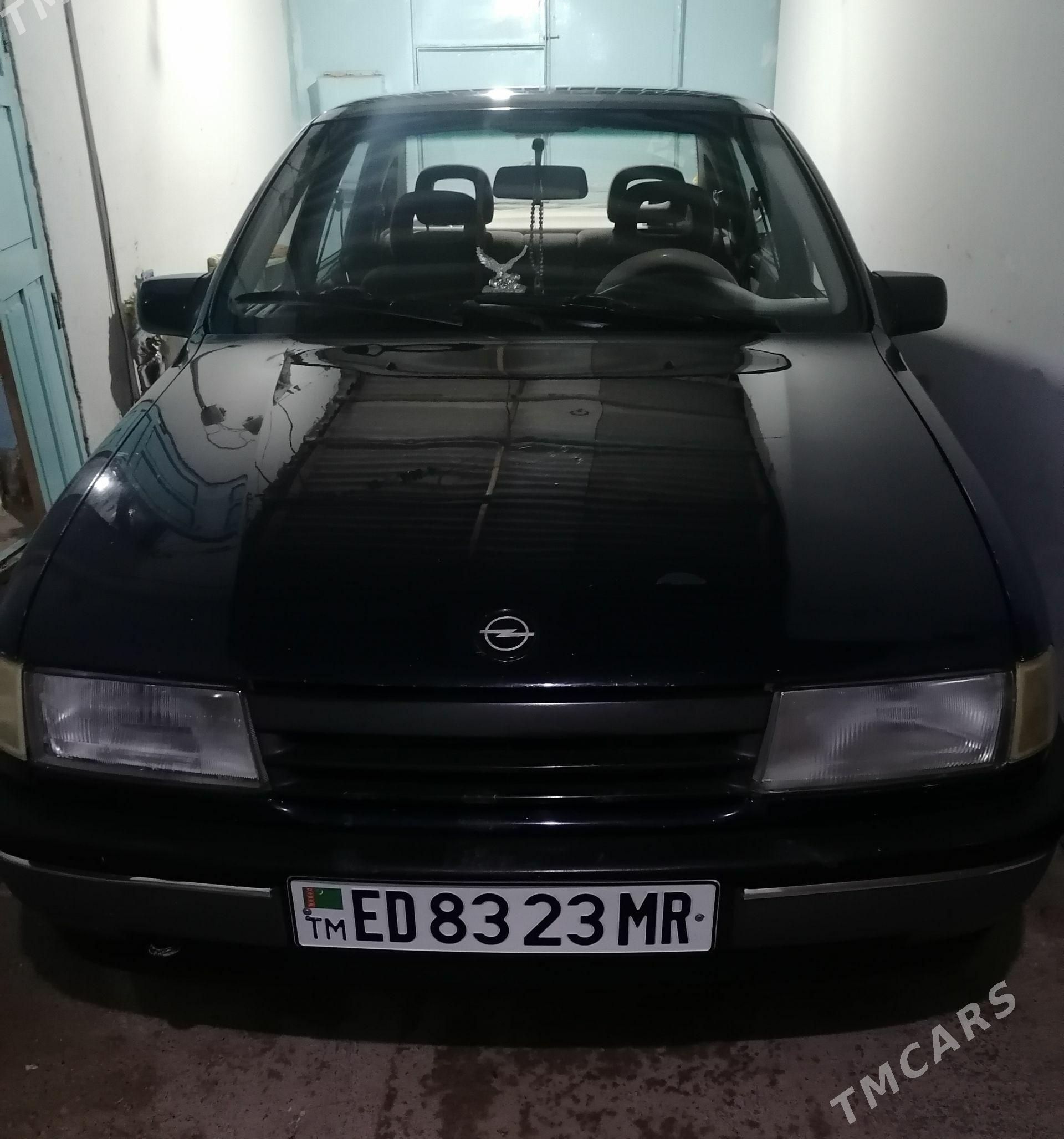 Opel Vectra 1992 - 45 000 TMT - Байрамали - img 1