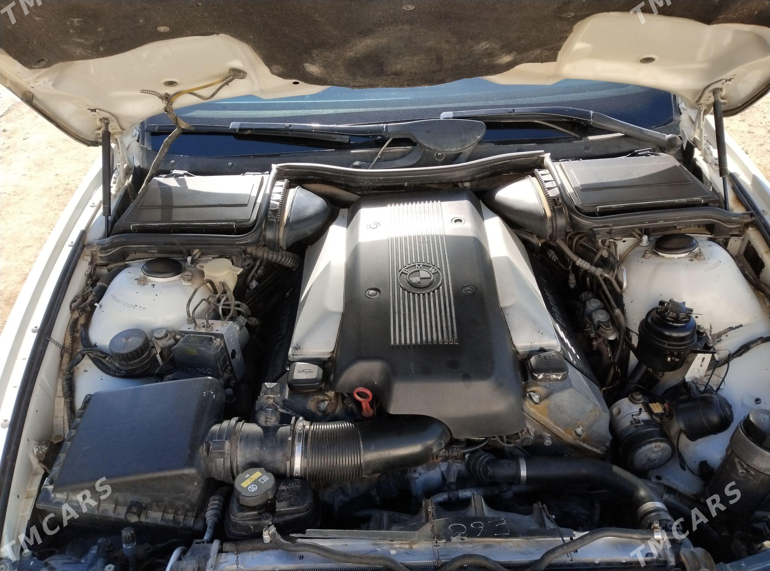 BMW 540 2000 - 155 000 TMT - Этрек - img 1