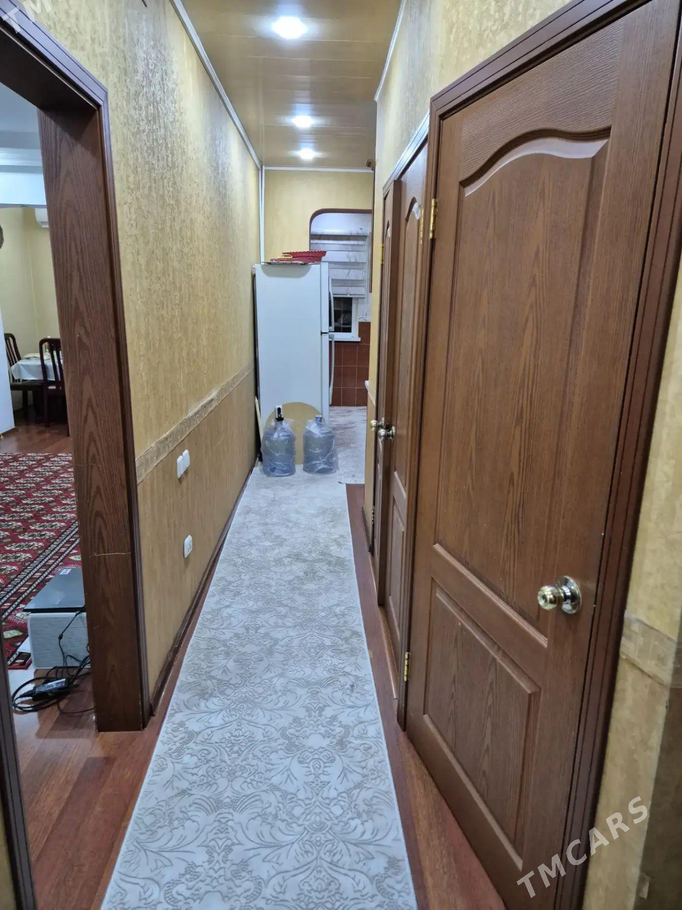 3 komnaty 2 etaj 76m² - Ашхабад - img 1