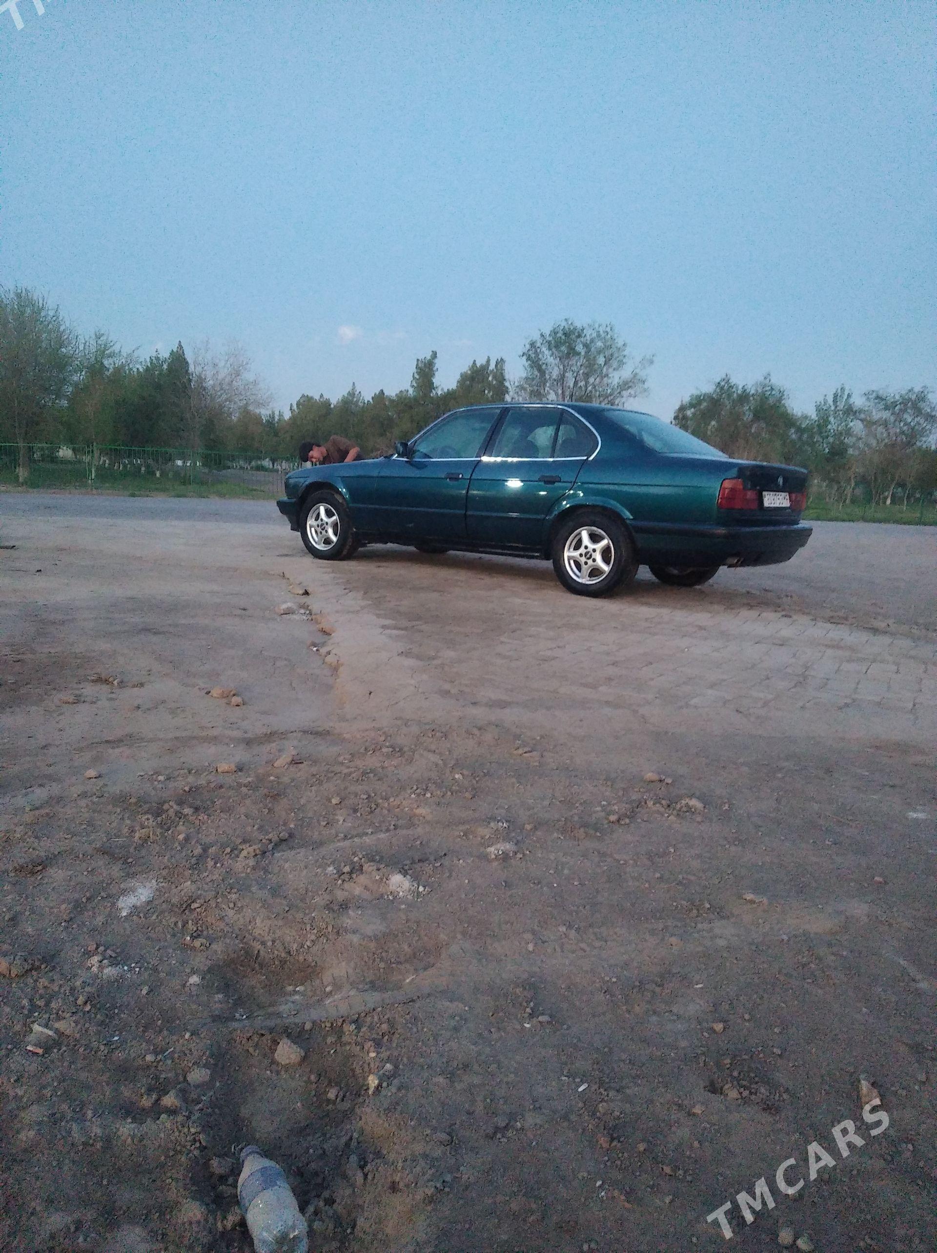 BMW 525 1992 - 50 000 TMT - Türkmengala - img 1