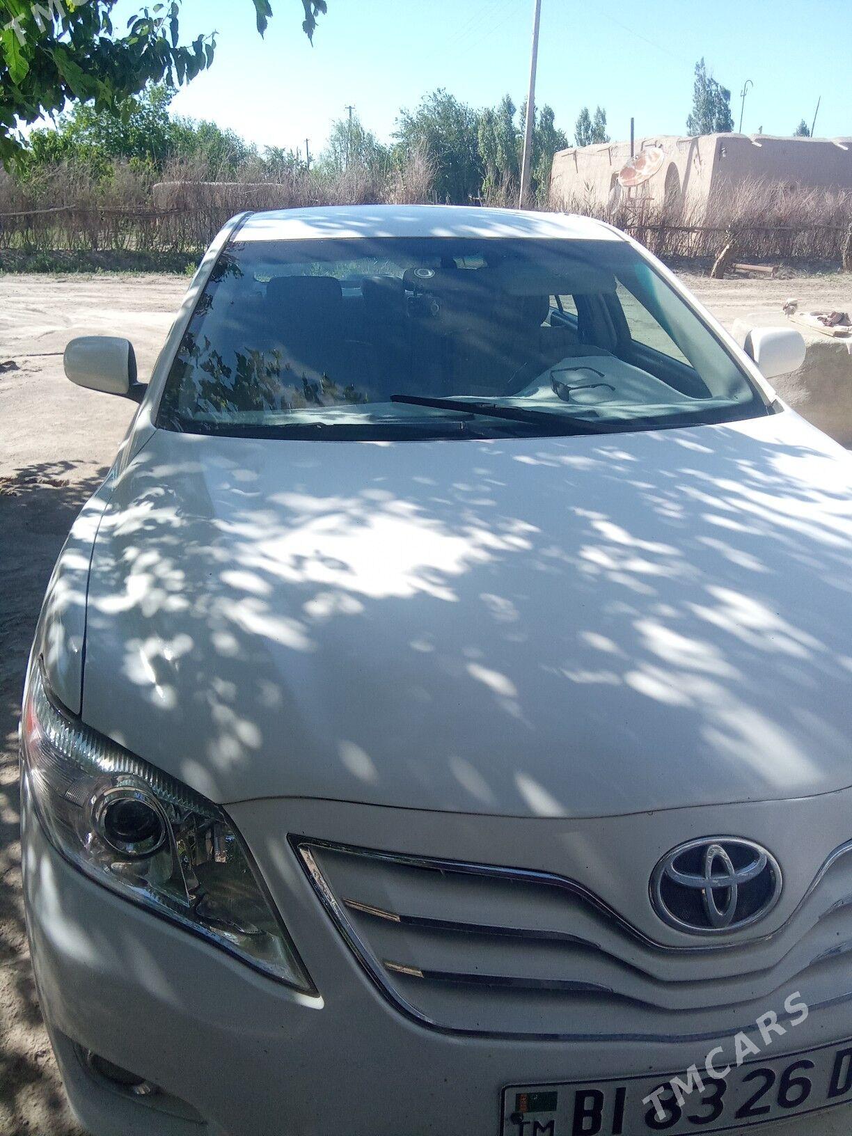 Toyota Camry 2010 - 180 000 TMT - етр. Туркменбаши - img 1