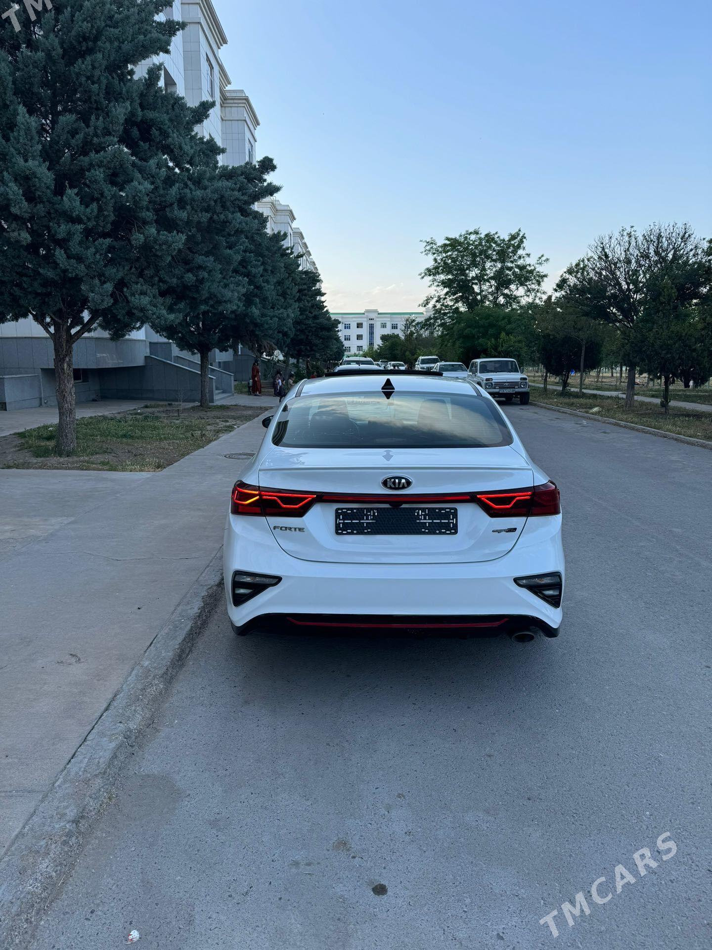 Kia Forte 2021 - 300 000 TMT - Änew - img 1
