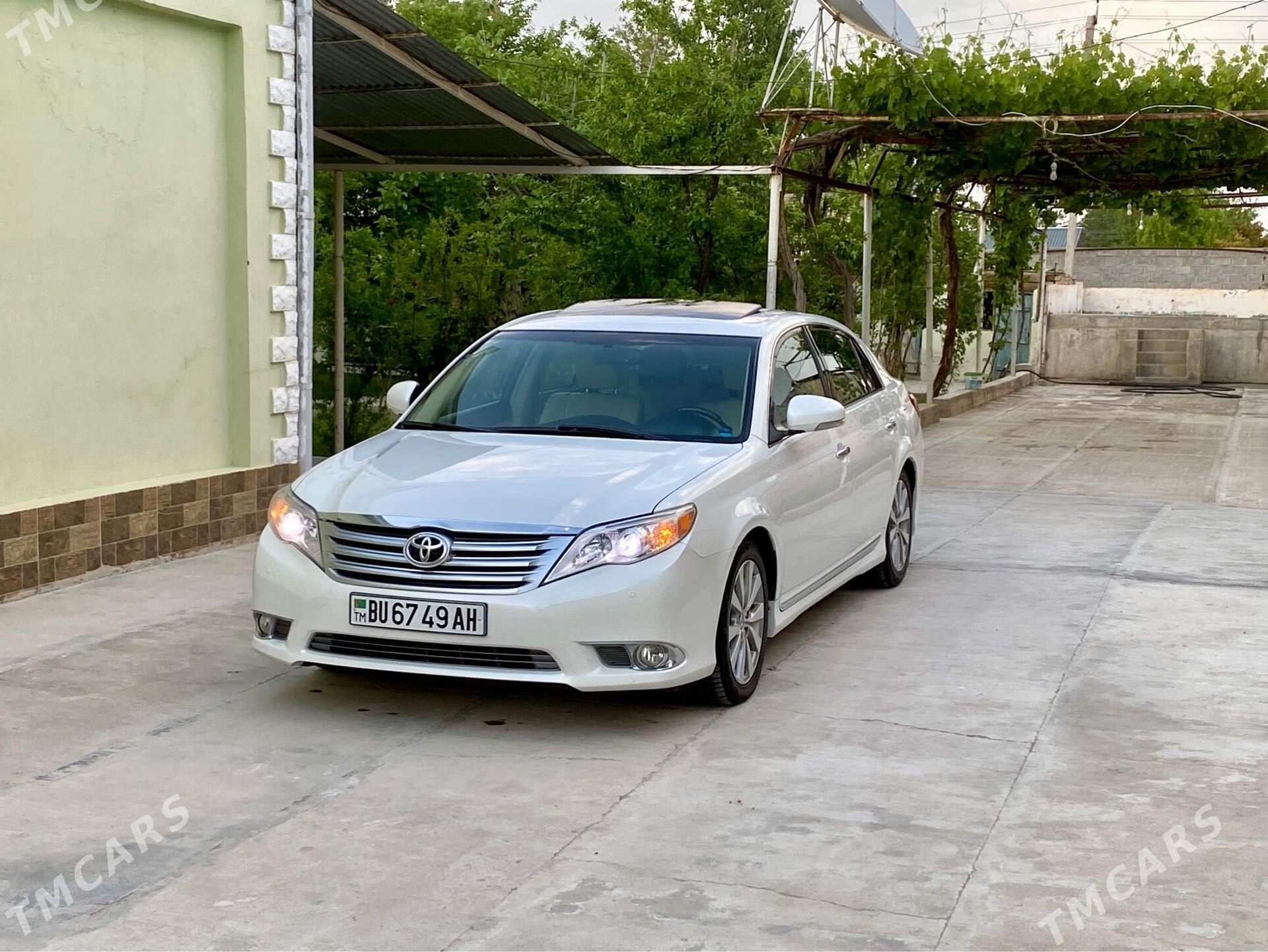 Toyota Avalon 2012 - 370 000 TMT - Кака - img 1