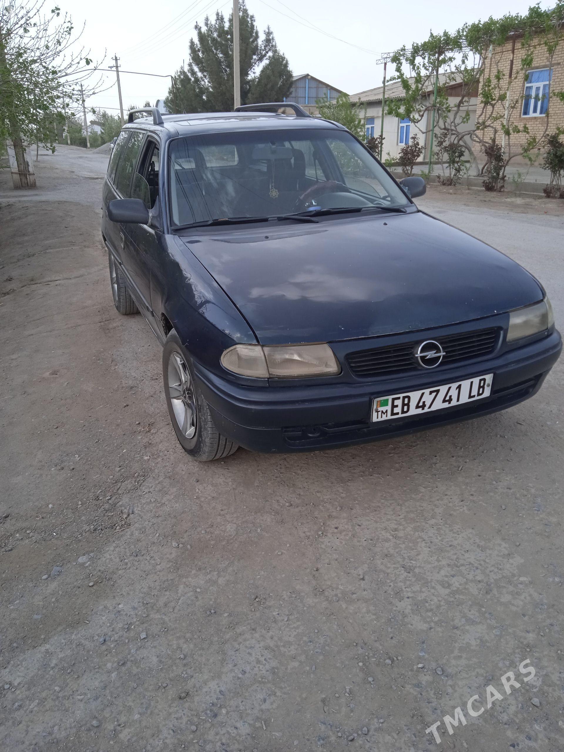 Opel Astra 1995 - 40 000 TMT - Саят - img 1