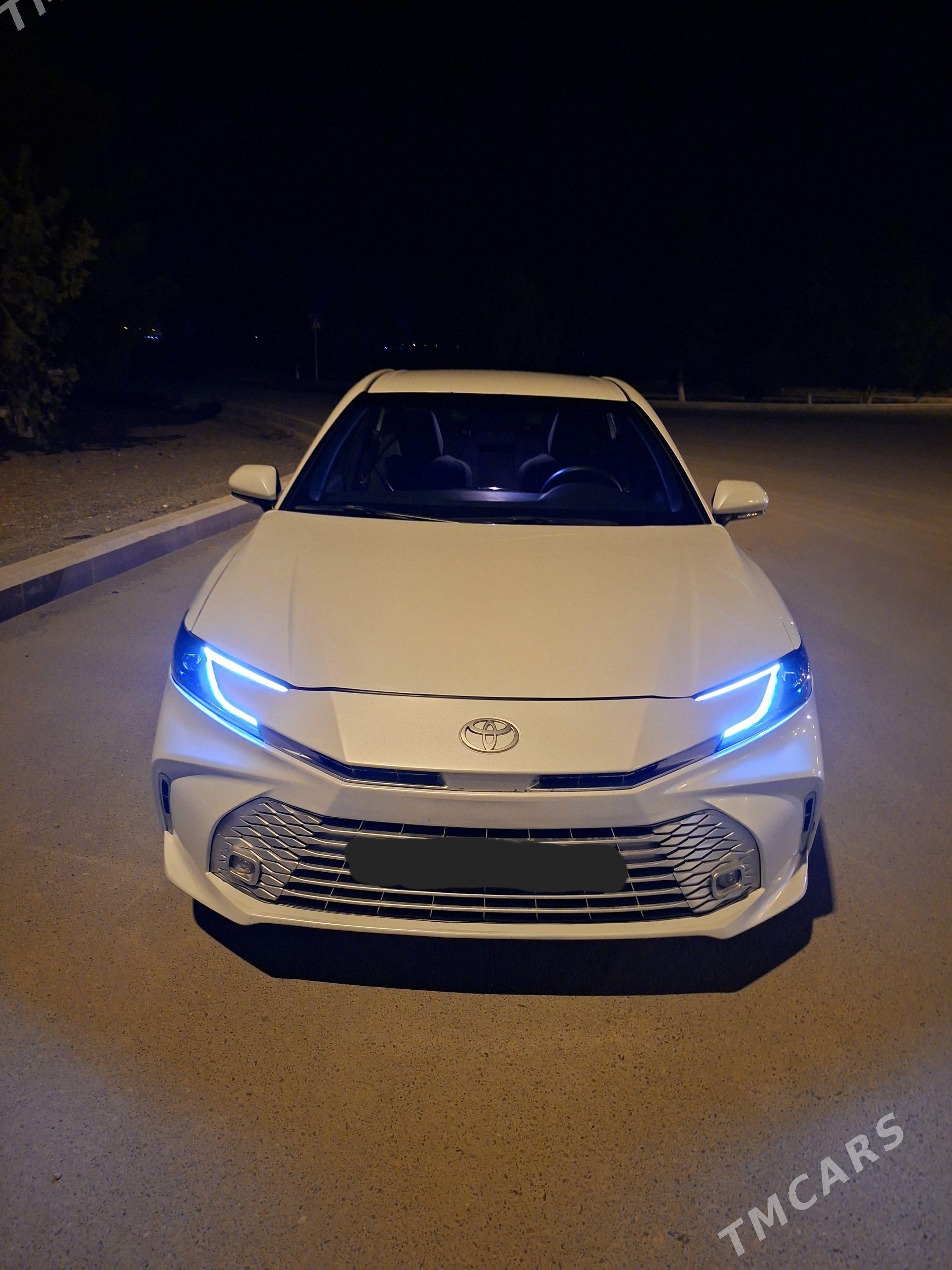 Toyota Camry Hybrid 2025 - 420 000 TMT - Ашхабад - img 1