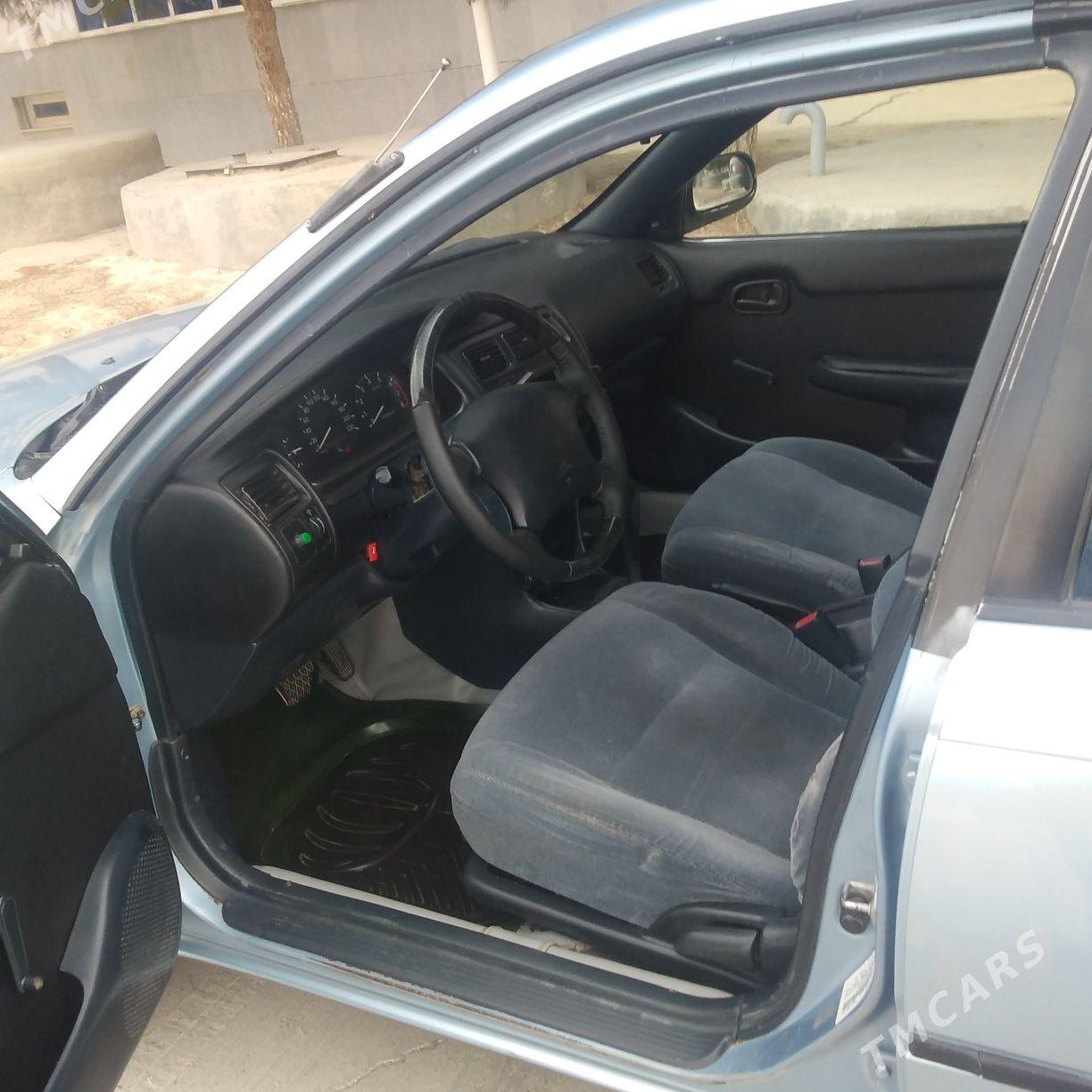 Toyota Corolla 1993 - 82 000 TMT - Gyzylarbat - img 1