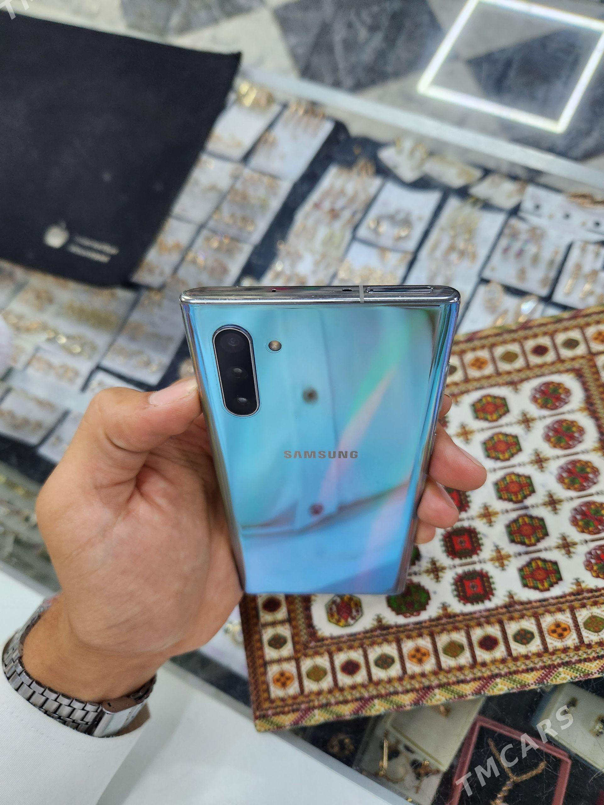 Samsung Galaxy Note 10 - Kerki - img 1