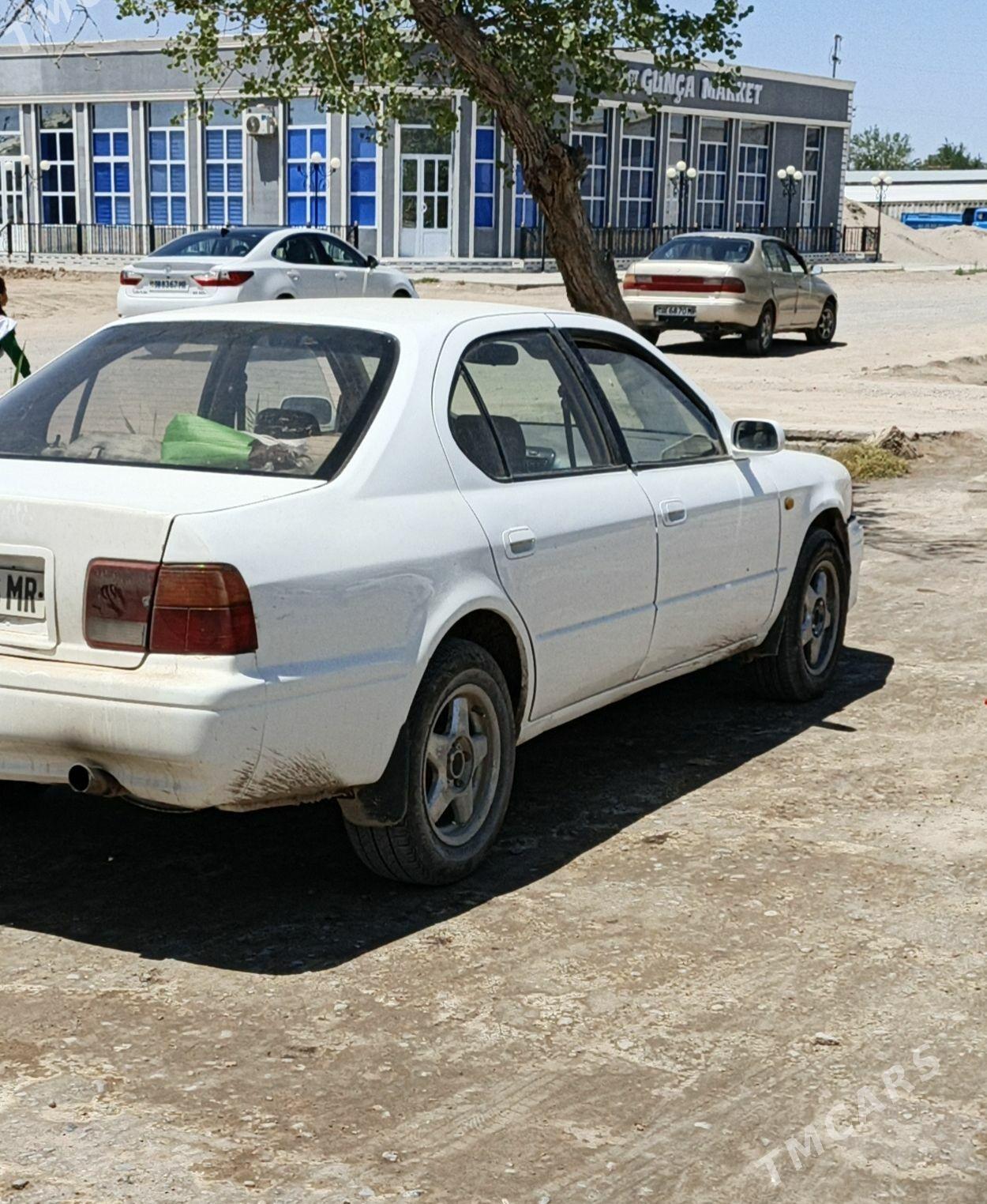 Toyota Camry 1994 - 50 000 TMT - Ёлётен - img 1