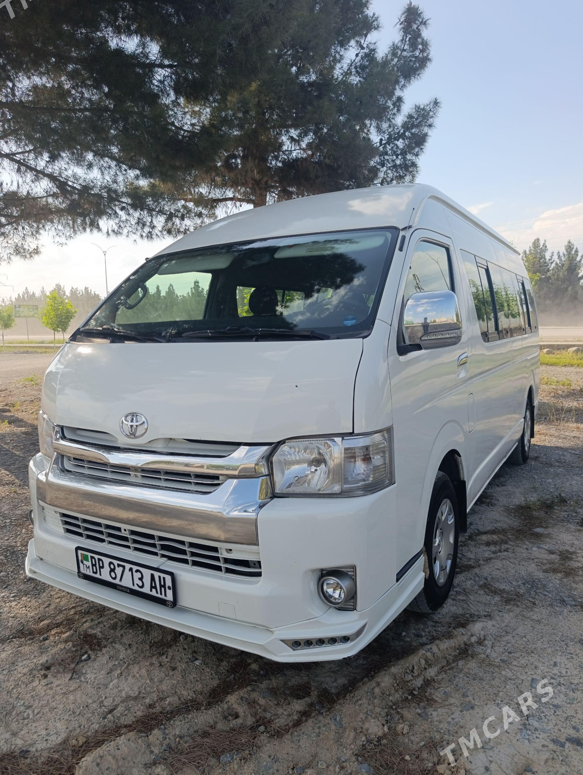 Toyota Hiace 2010 - 440 000 TMT - Aşgabat - img 1