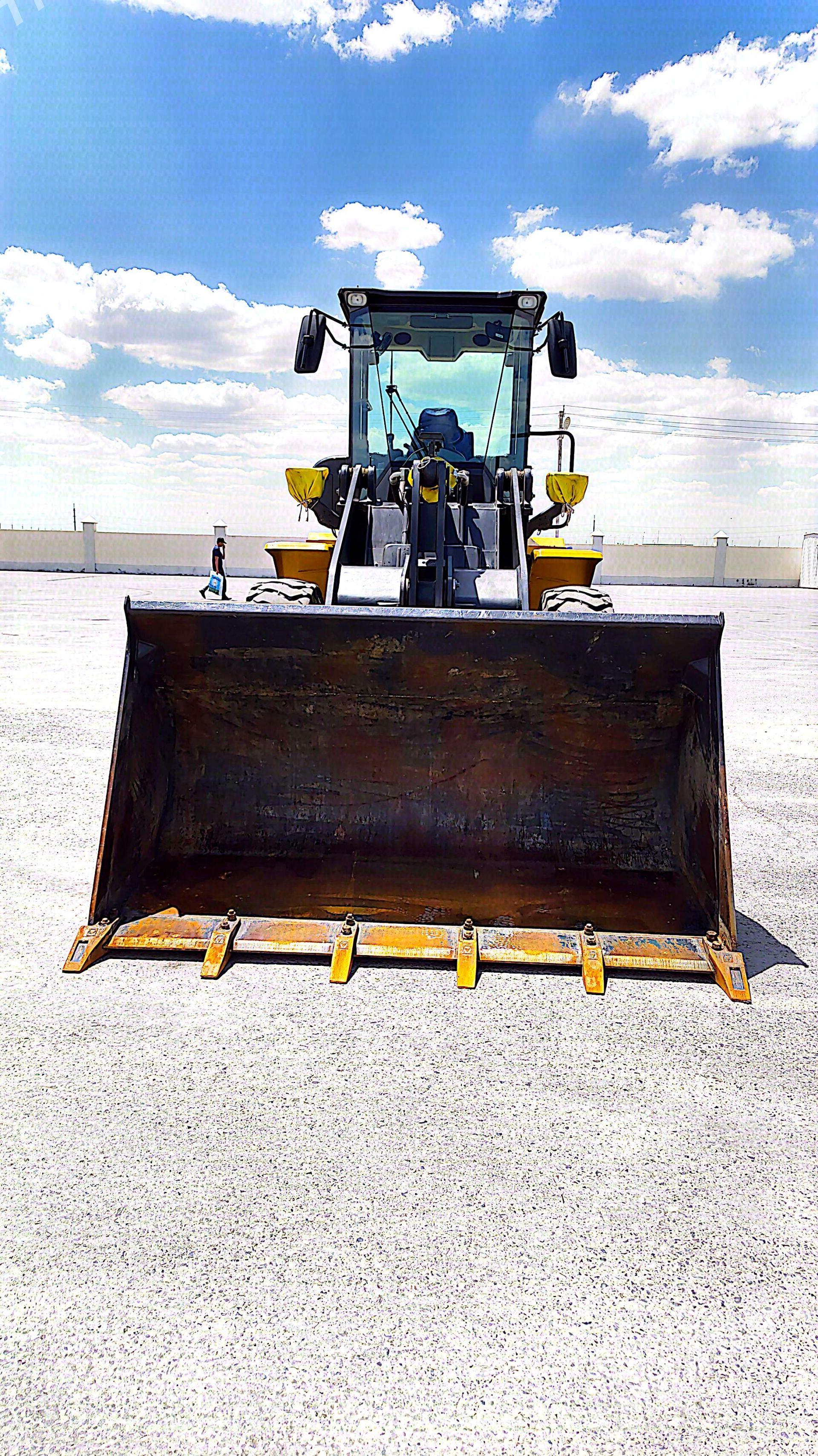 XCMG LW300F 2026 - 650 000 TMT - Туркменабат - img 1