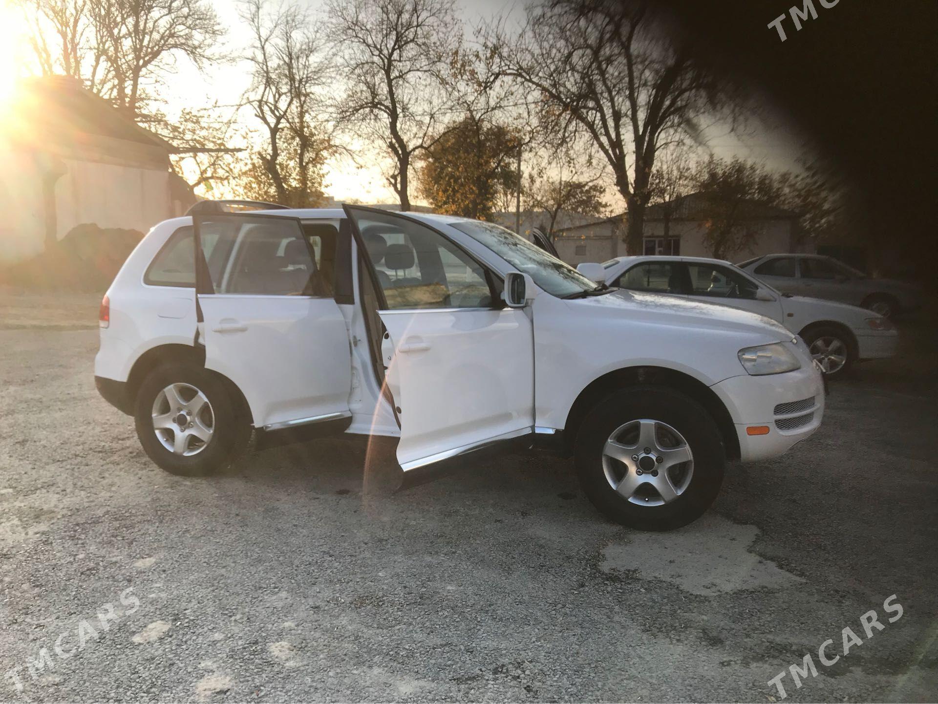 Volkswagen Touareg 2005 - 140 000 TMT - Kaka - img 1