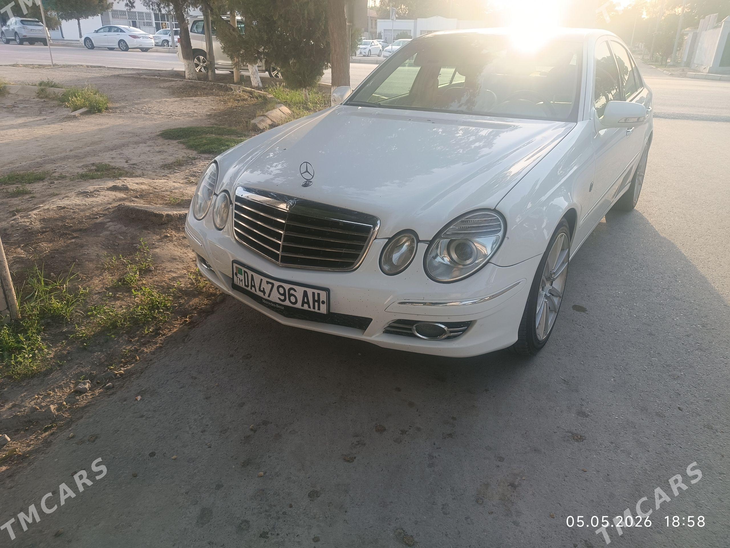 Mercedes-Benz E350 2006 - 137 000 TMT - Kaka - img 1