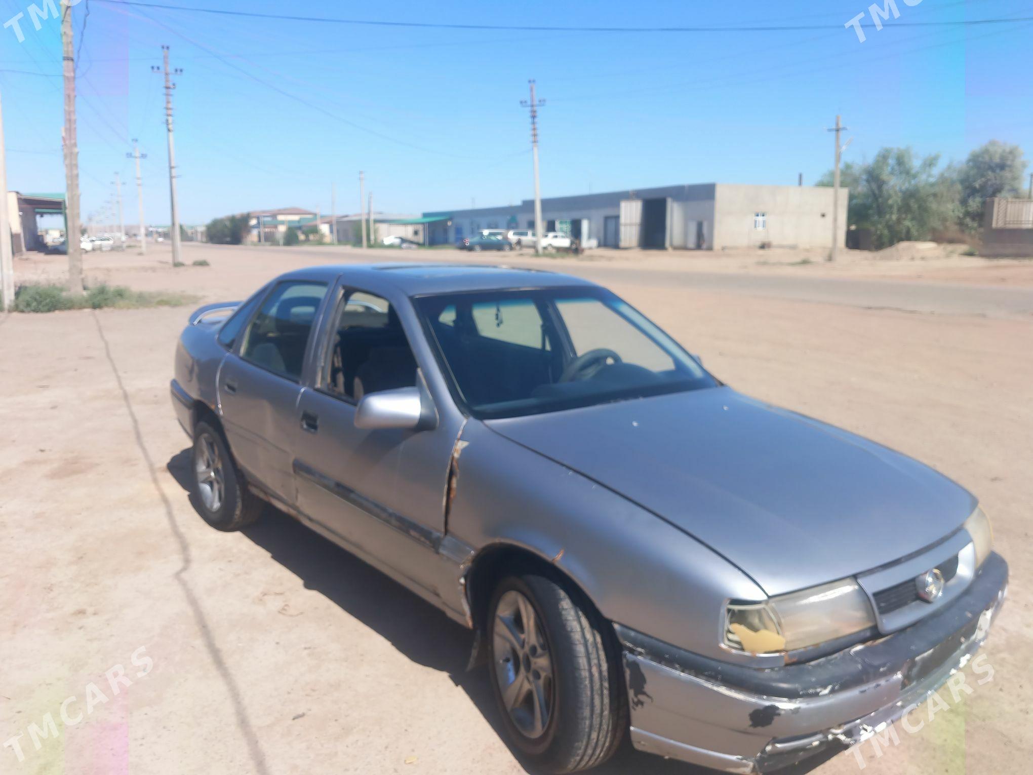Opel Vectra 1995 - 27 000 TMT - Губадаг - img 1