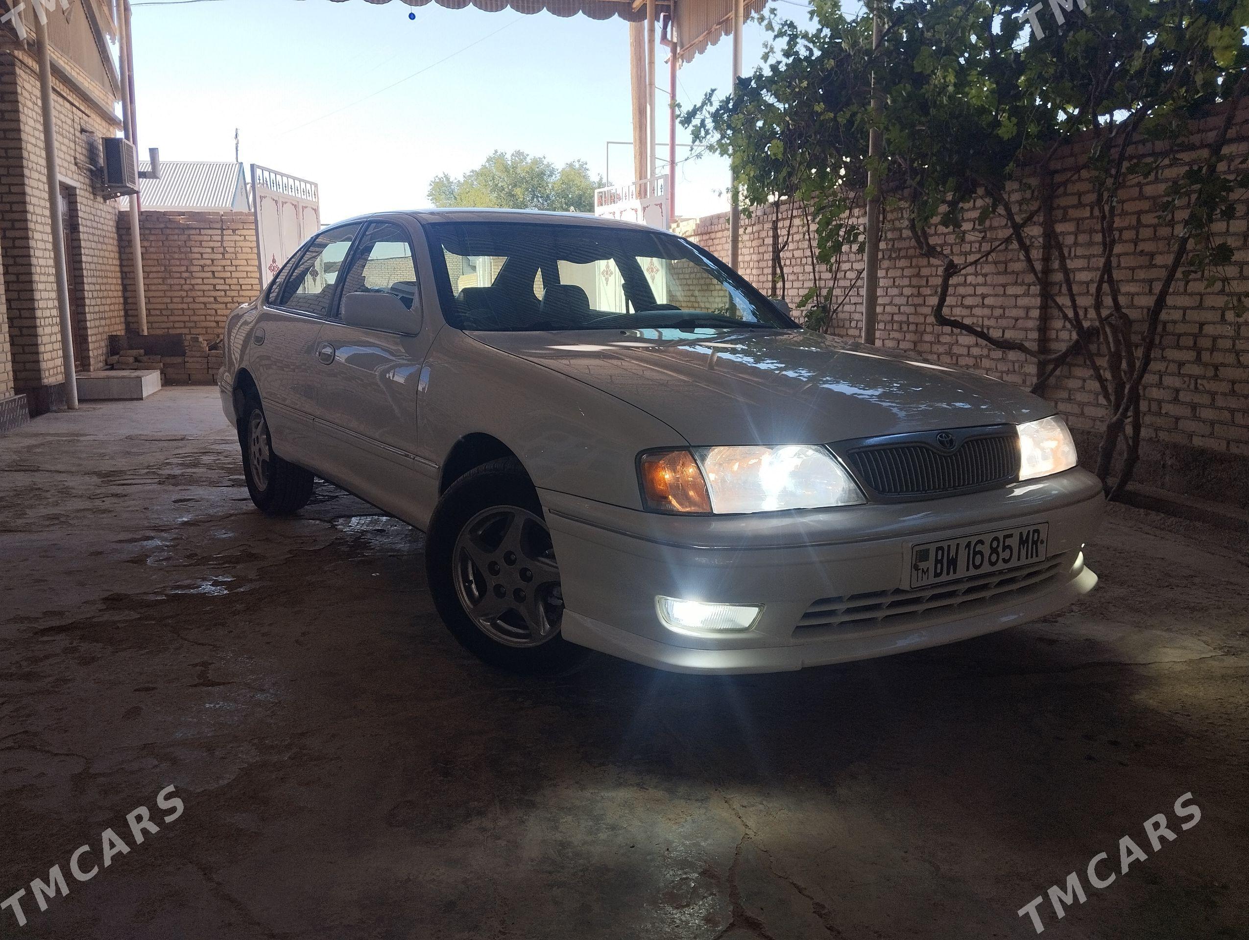 Toyota Avalon 1998 - 190 000 TMT - Байрамали - img 1
