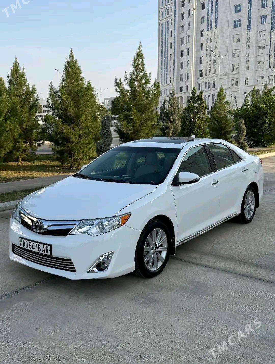 Toyota Camry 2014 - 160 000 TMT - 9 мкр - img 1
