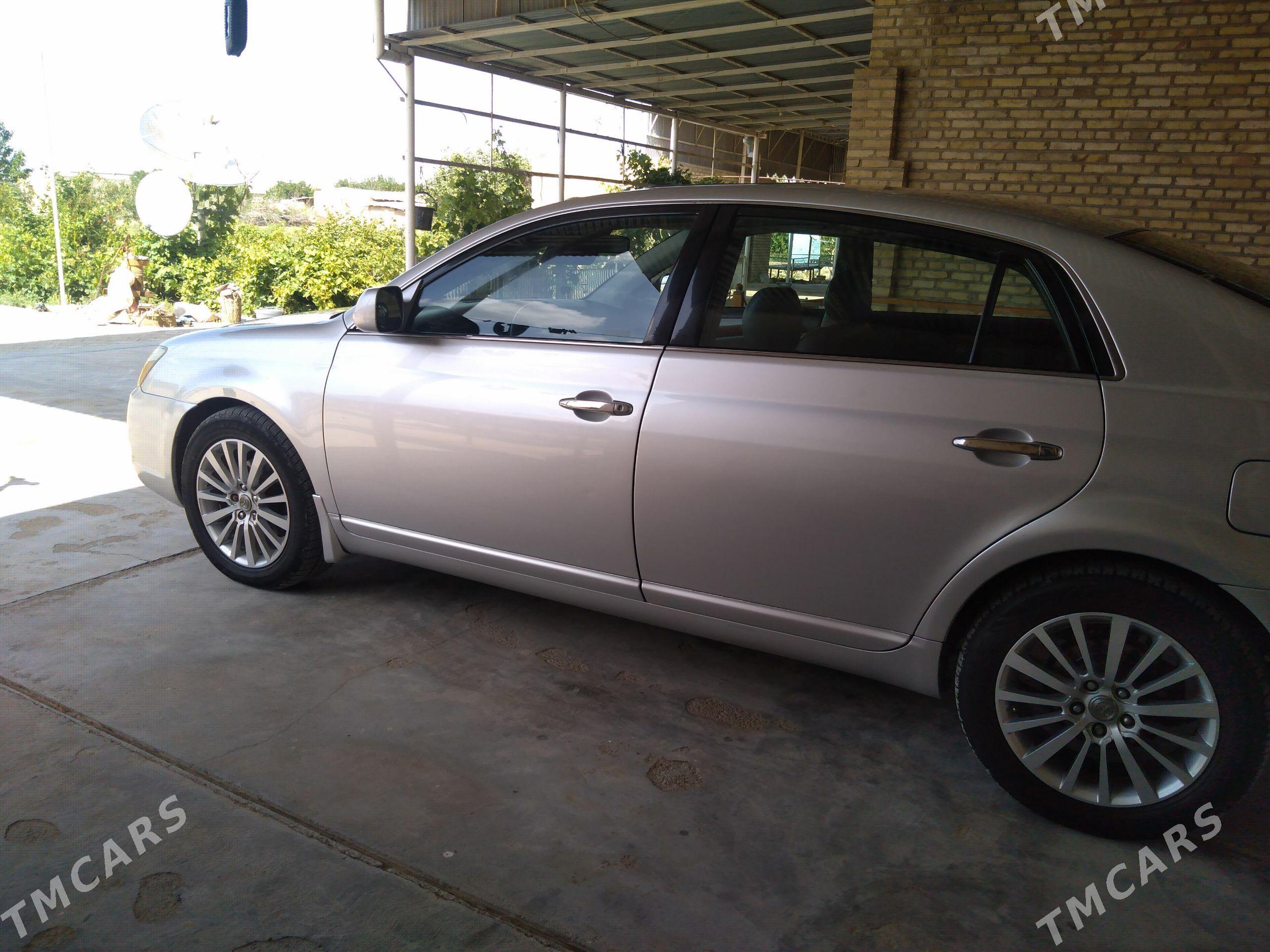 Toyota Avalon 2005 - 200 000 TMT - Mary - img 1