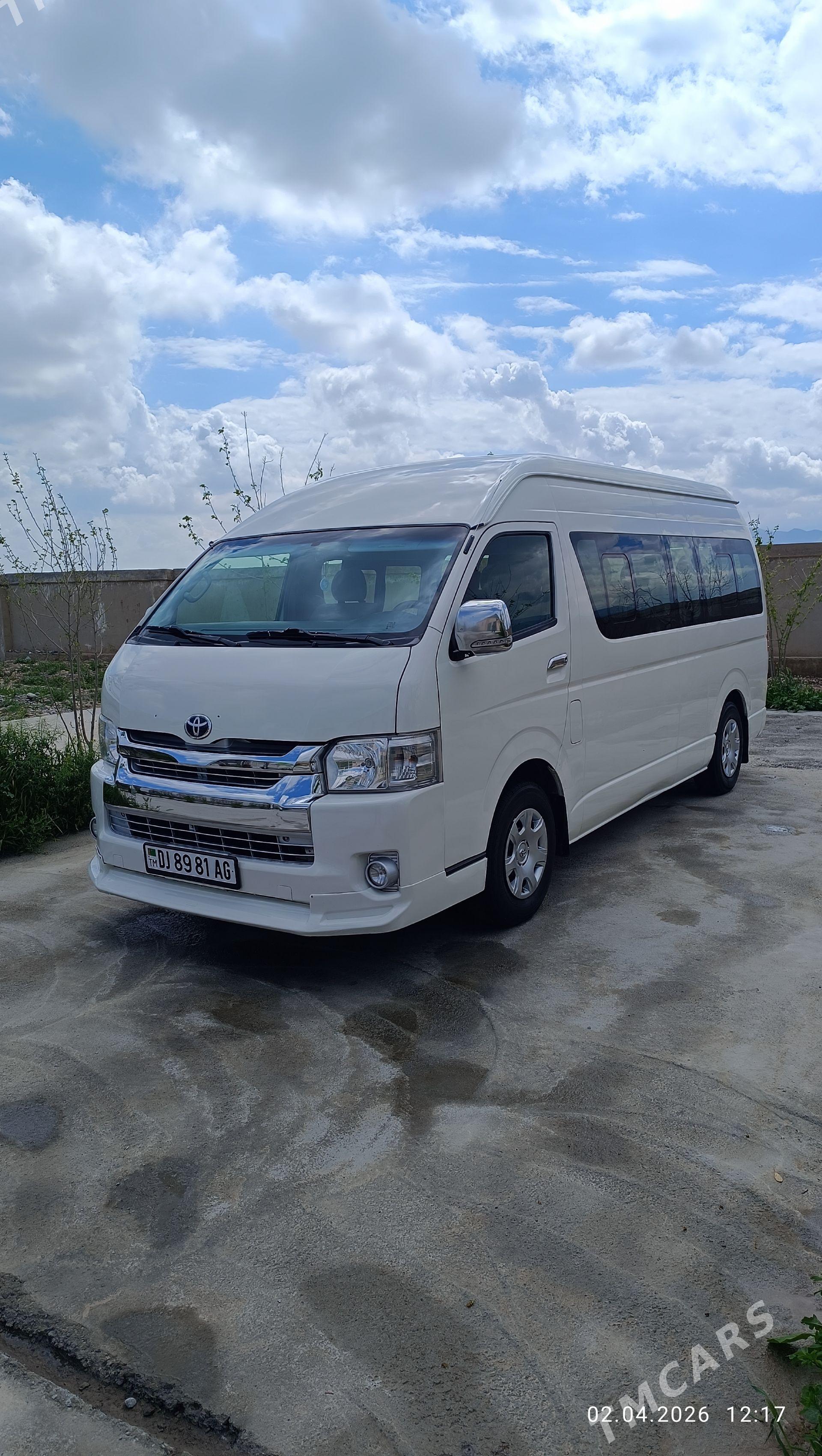 Toyota Hiace 2015 - 525 000 TMT - Büzmeýin - img 1