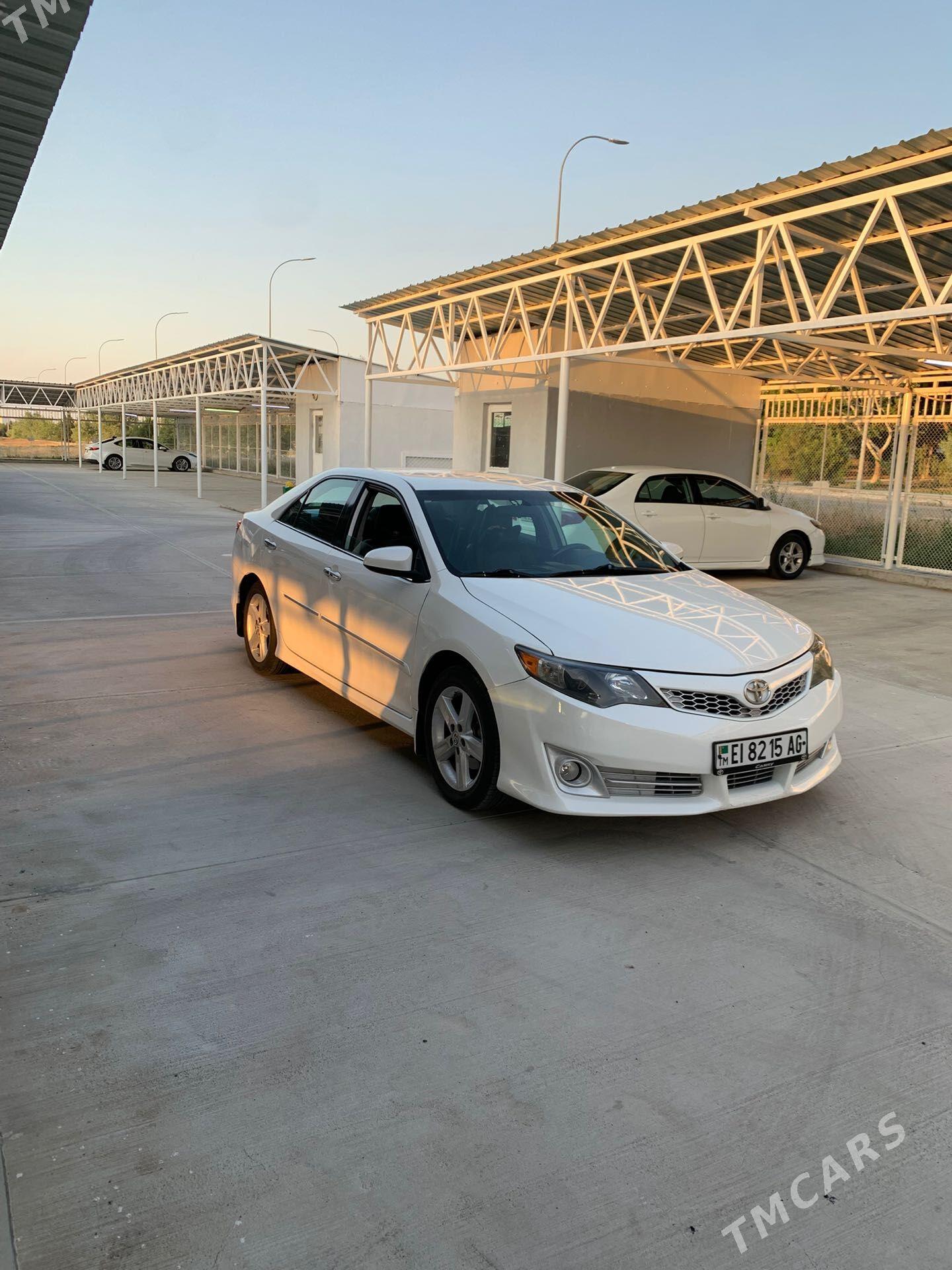 Toyota Camry 2013 - 235 000 TMT - Aşgabat - img 1