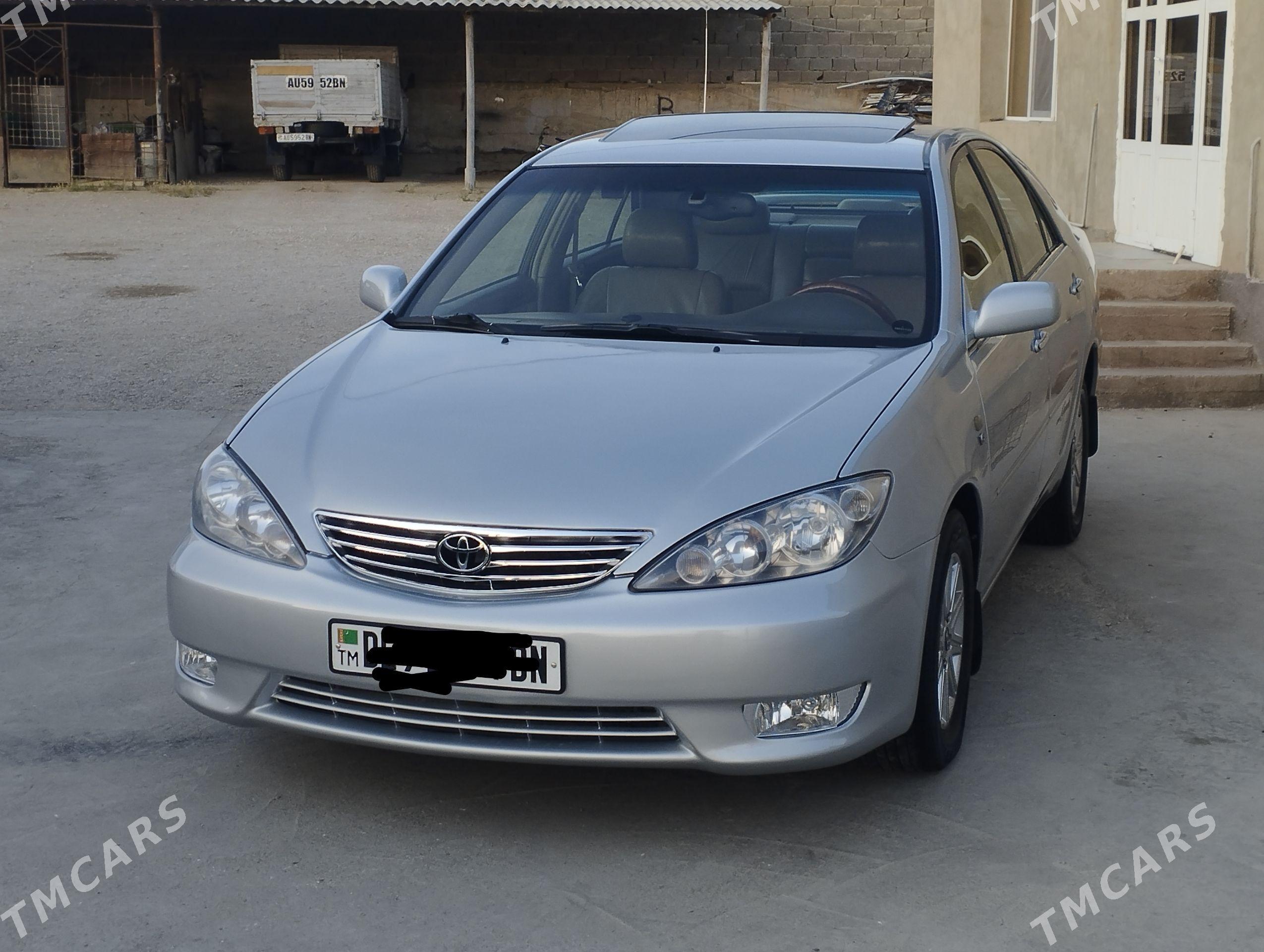 Toyota Camry 2004 - 210 000 TMT - Балканабат - img 1