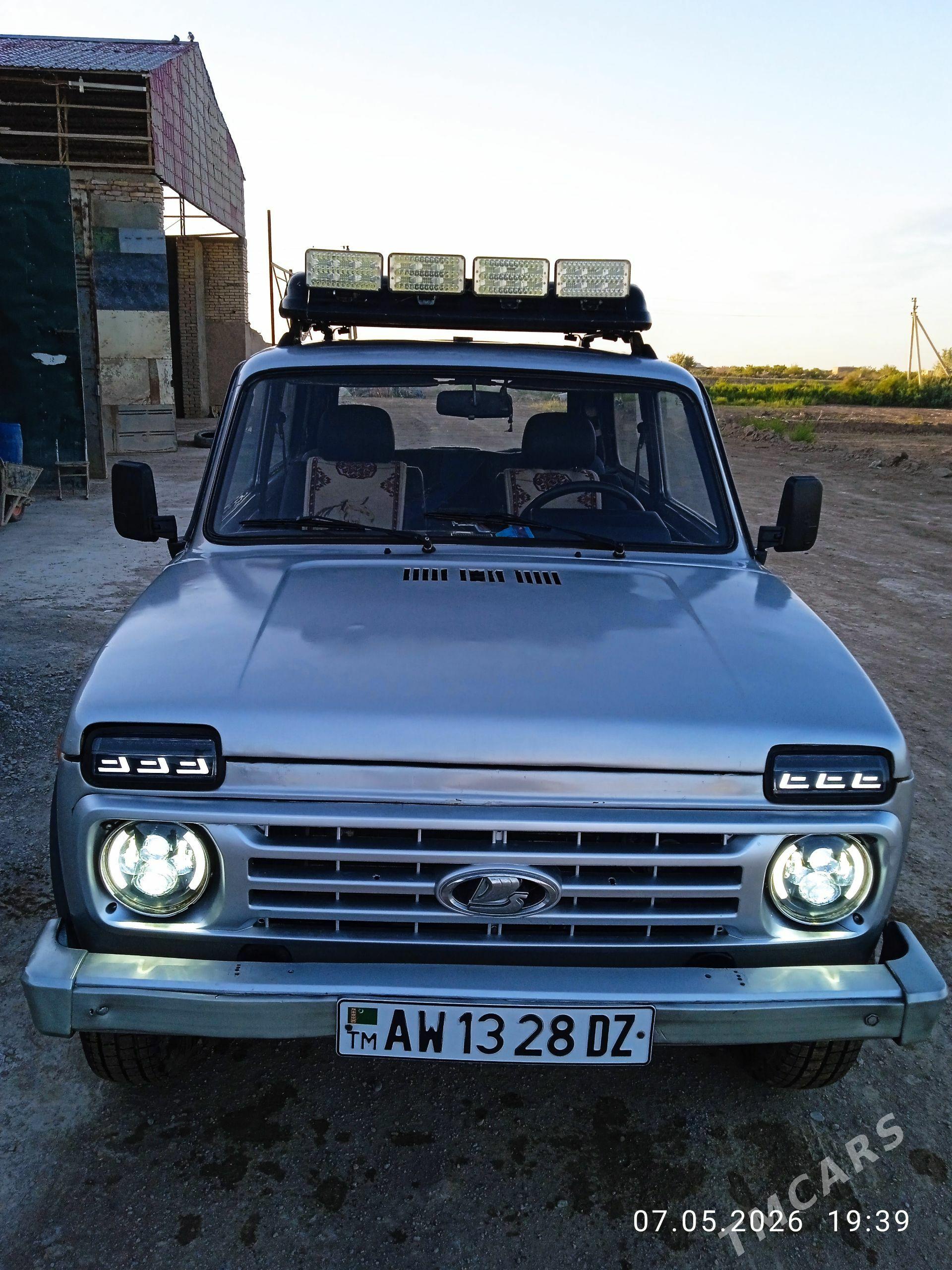 Lada Niva 2000 - 55 555 TMT - Türkmenbaşy etr. - img 1