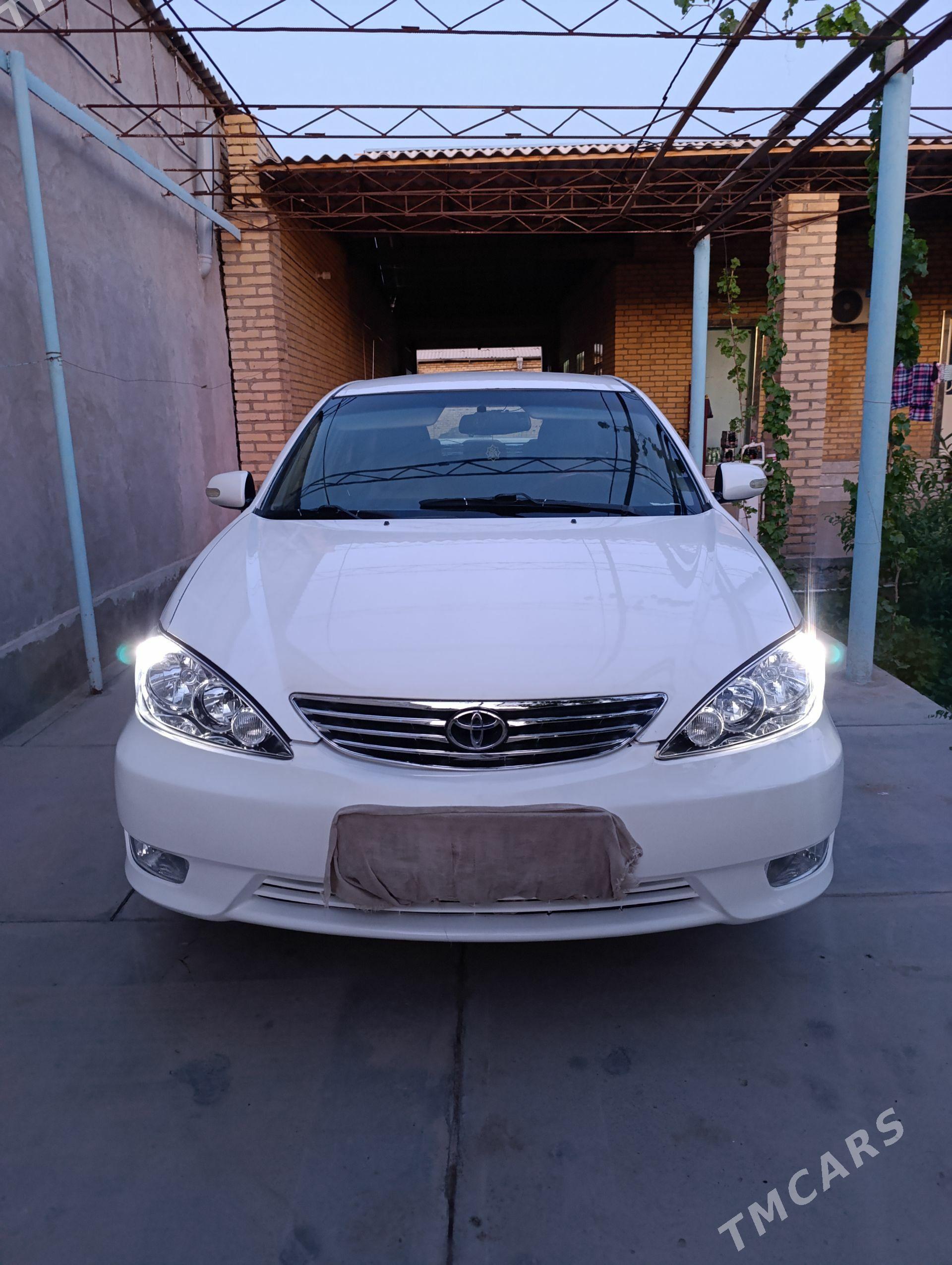 Toyota Camry 2004 - 170 000 TMT - Керки - img 1