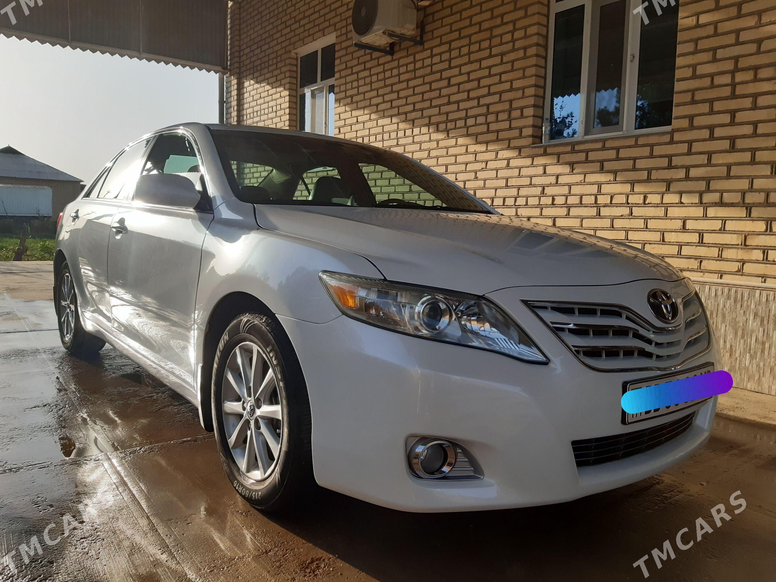 Toyota Camry 2011 - 250 000 TMT - Мары - img 1