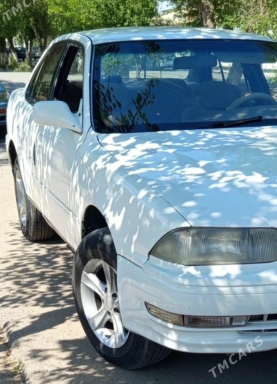 Toyota Camry 1993 - 70 000 TMT - Ýolöten - img 1