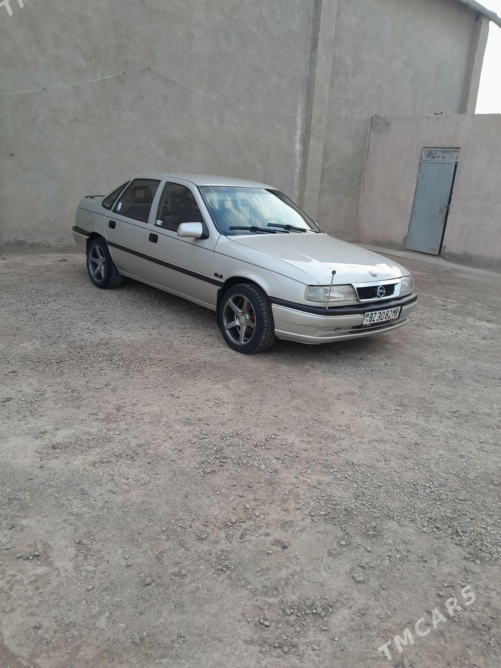 Opel Vectra 1989 - 52 000 TMT - Wekilbazar - img 1