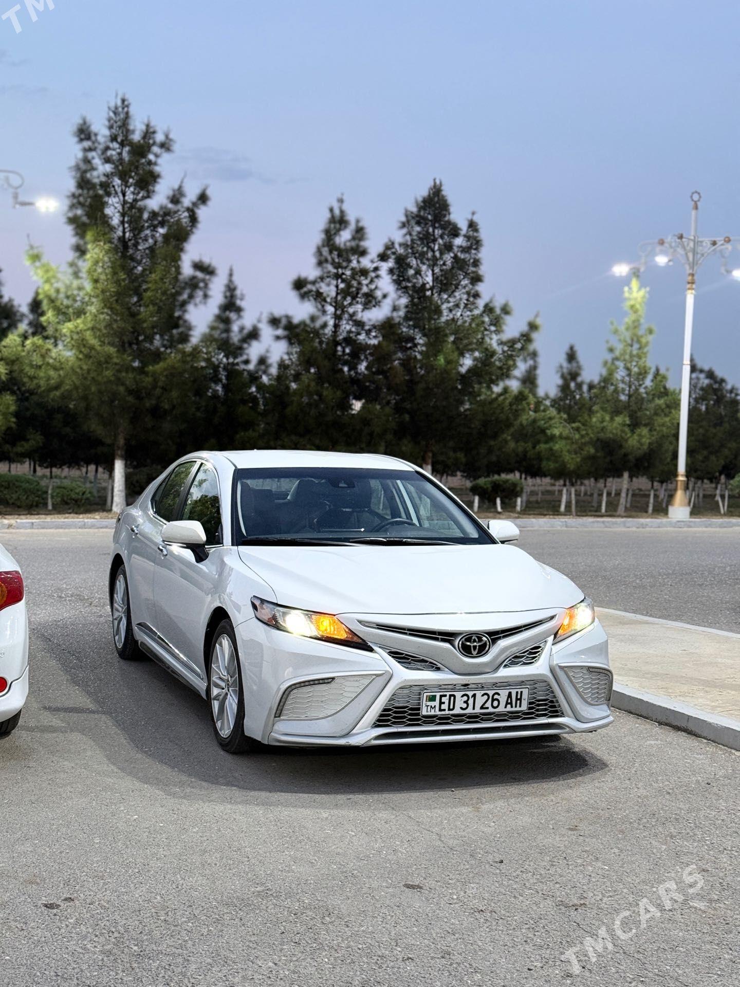 Toyota Camry 2022 - 350 000 TMT - Ашхабад - img 1