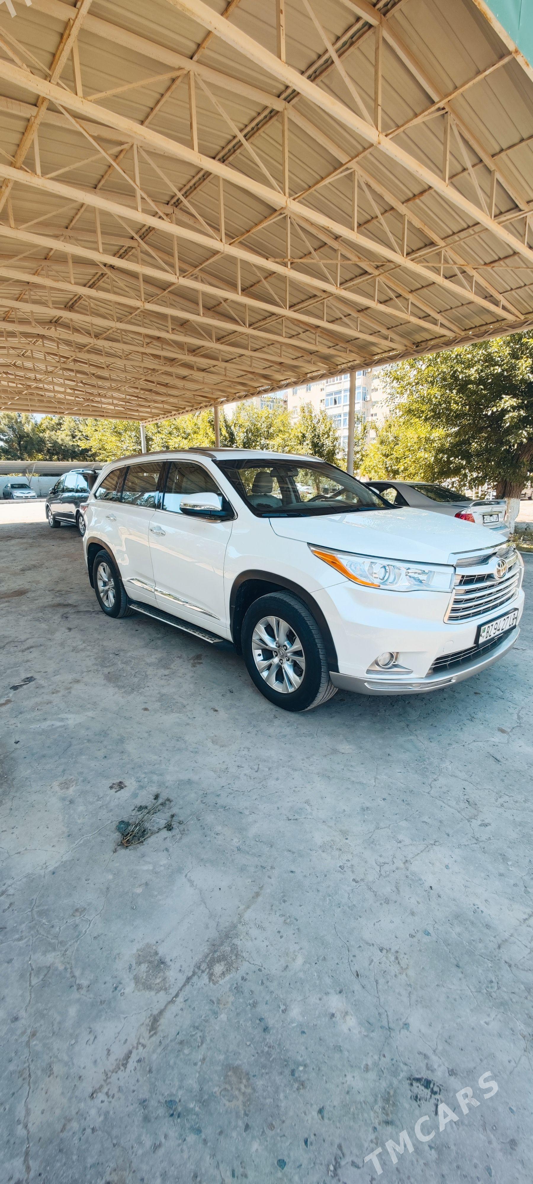 Toyota Highlander 2016 - 445 000 TMT - Туркменабат - img 1